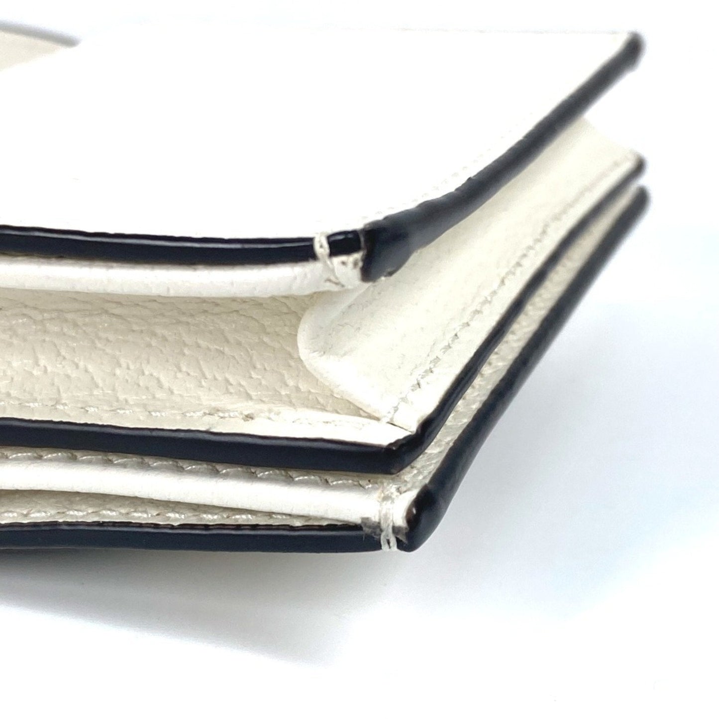 Gucci Black White Leather Wallet (Bi-Fold) ( )