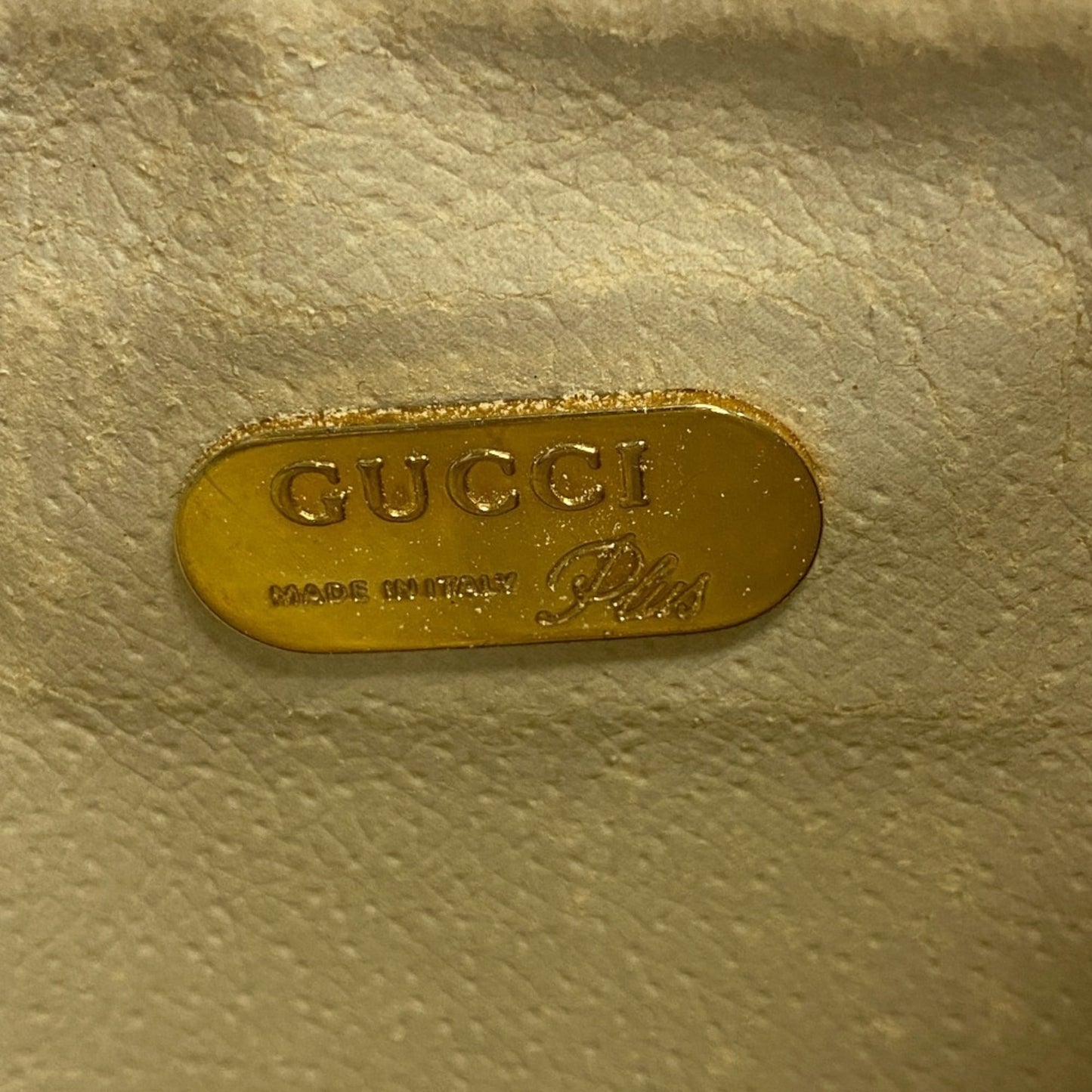 Gucci Gg Plus White Pvc Clutch Bag ( )