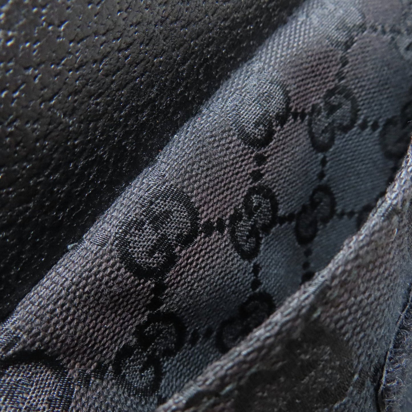 Gucci Black Canvas Fanny Pack Sling Bag ( )