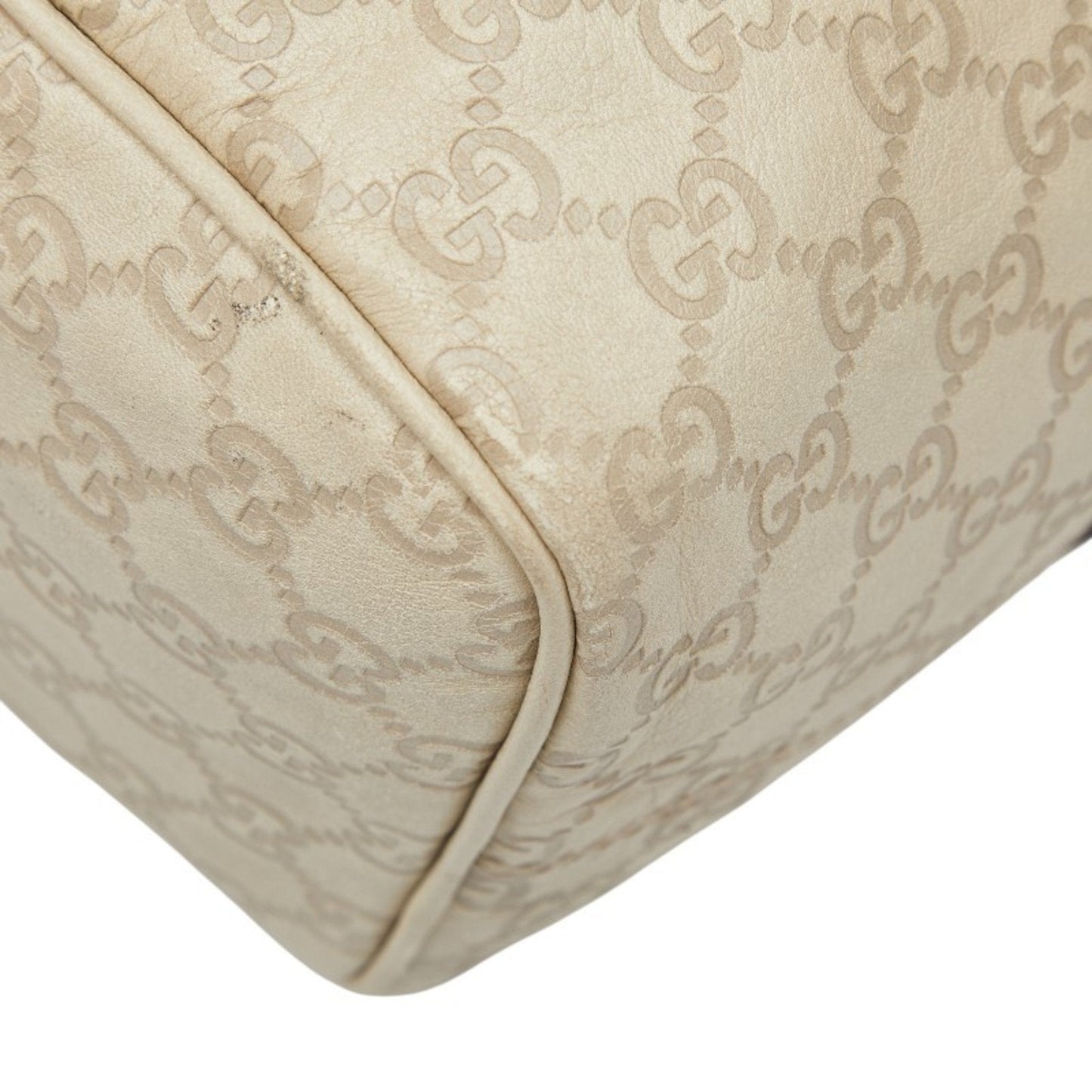 Gucci Ivory Leather Handbag ( )