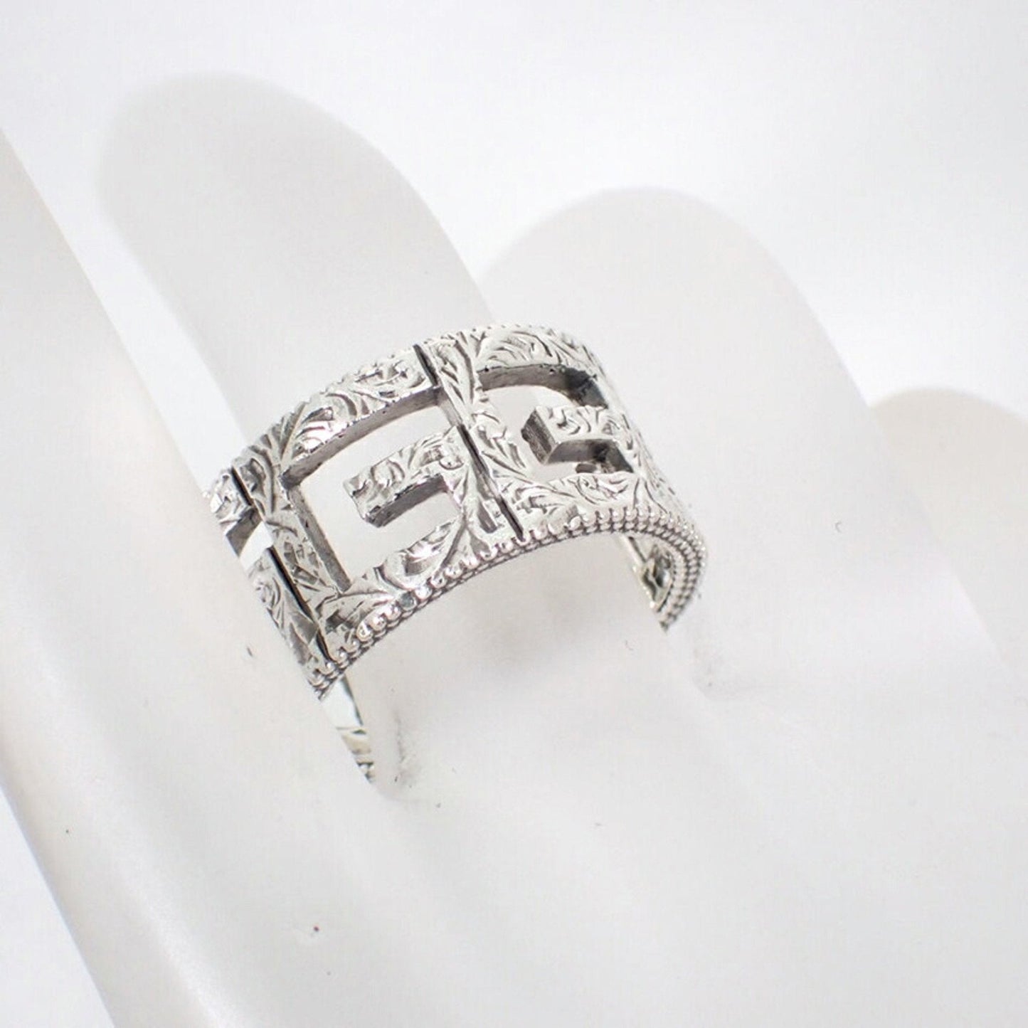 Gucci Silver Sterling Silver 925 Band Ring ( )