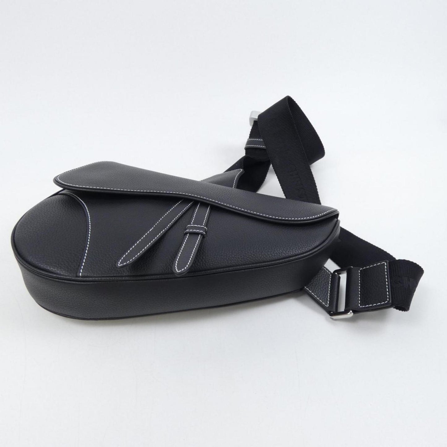 Christian Dior Black Leather Handbag ()