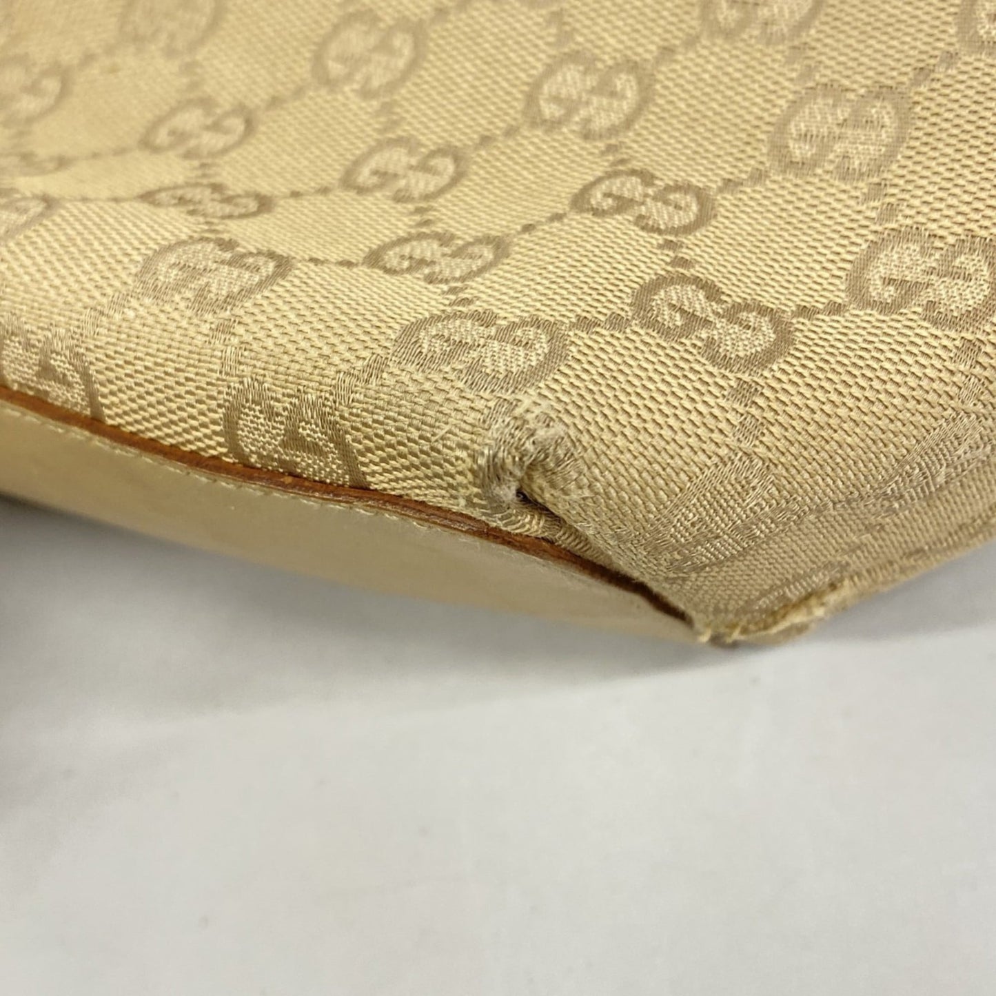 Gucci Beige Canvas Tote Bag ( )
