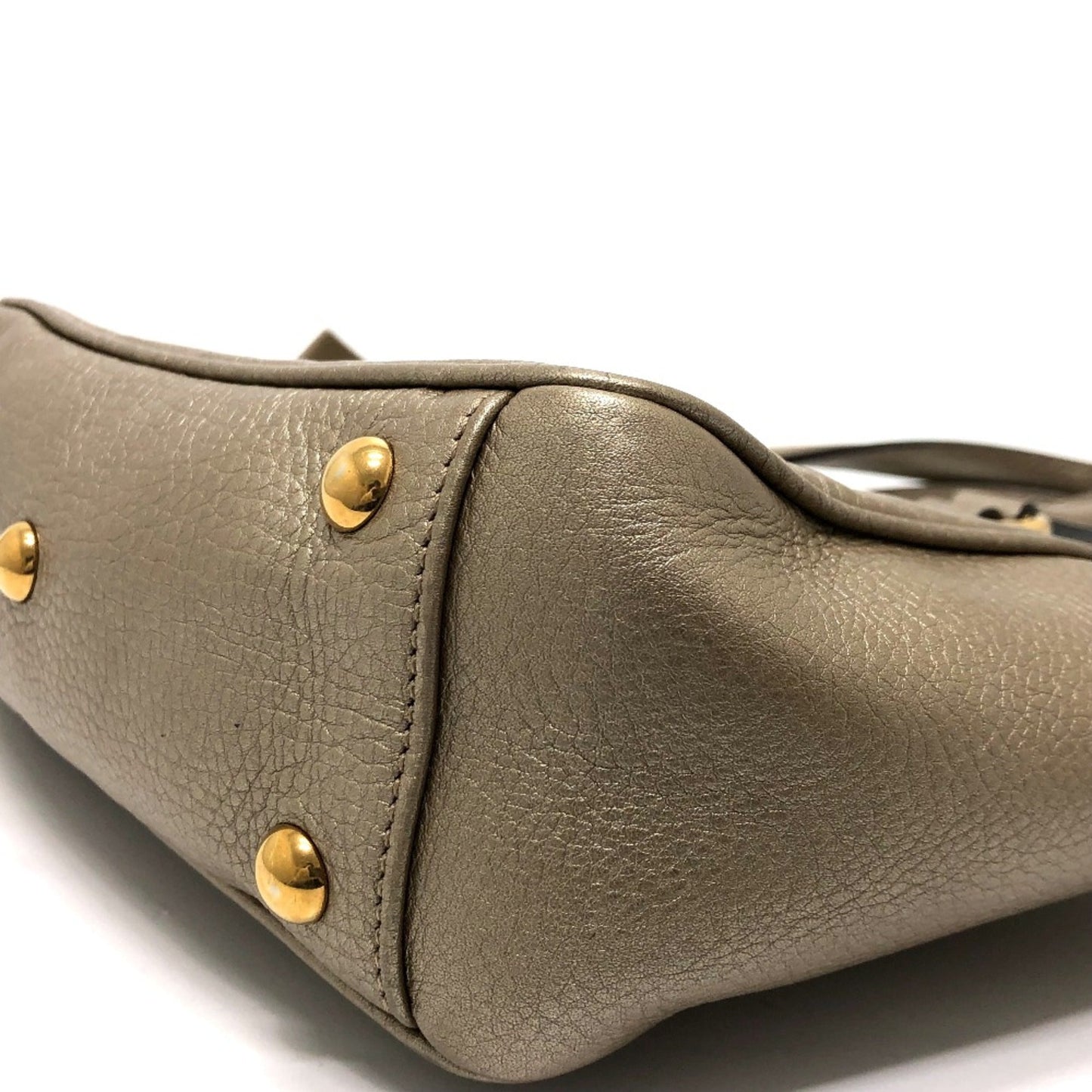 Gucci Gold Leather Handbag ( )