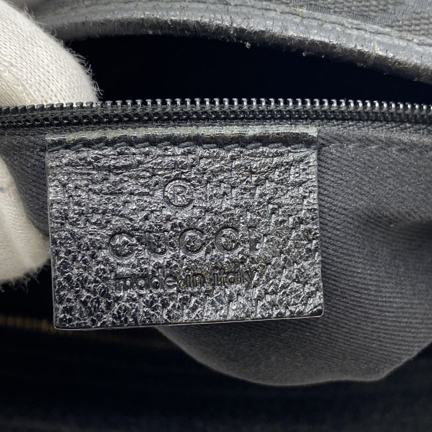 Gucci Black Gg Canvas Shoulder Bag ( )