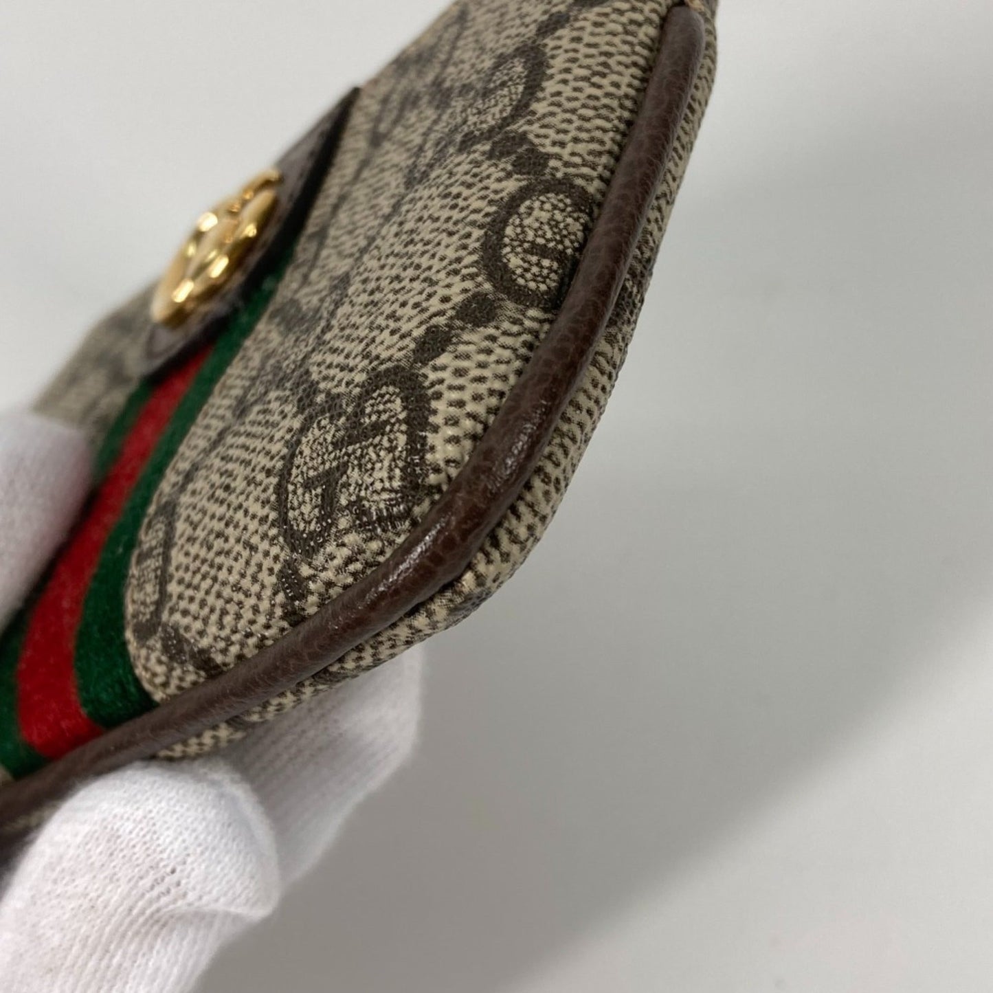 Gucci Beige Gg Supreme Coin Purse/Coin Case ( )
