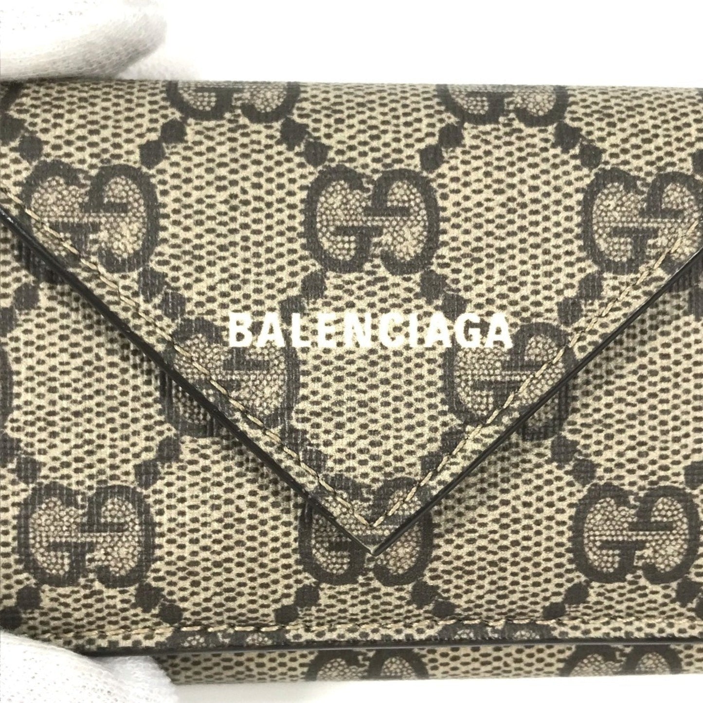 Gucci Beige White Gg Supreme Wallet (Tri-Fold) ( )