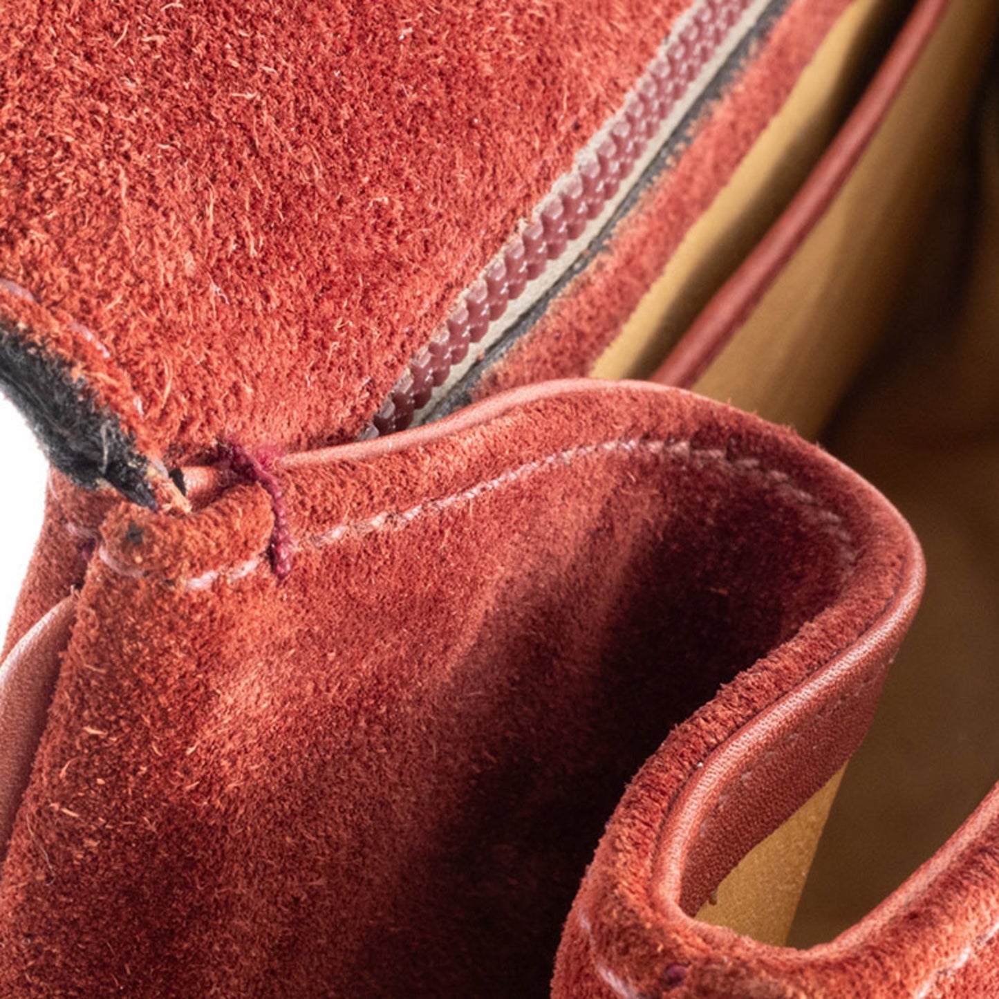 Gucci Brown Suede Handbag ( )