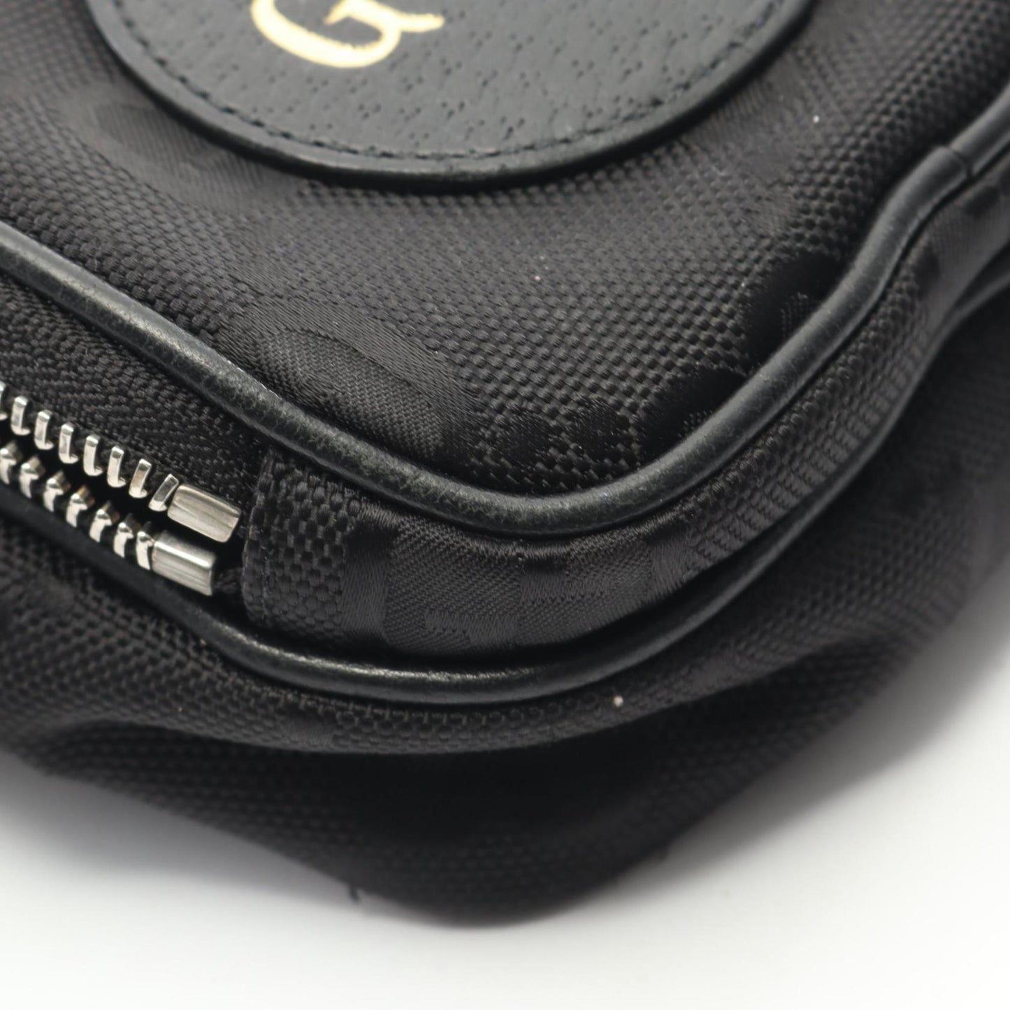 Gucci Black Leather Nylon Canvas Shoulder Bag ( )