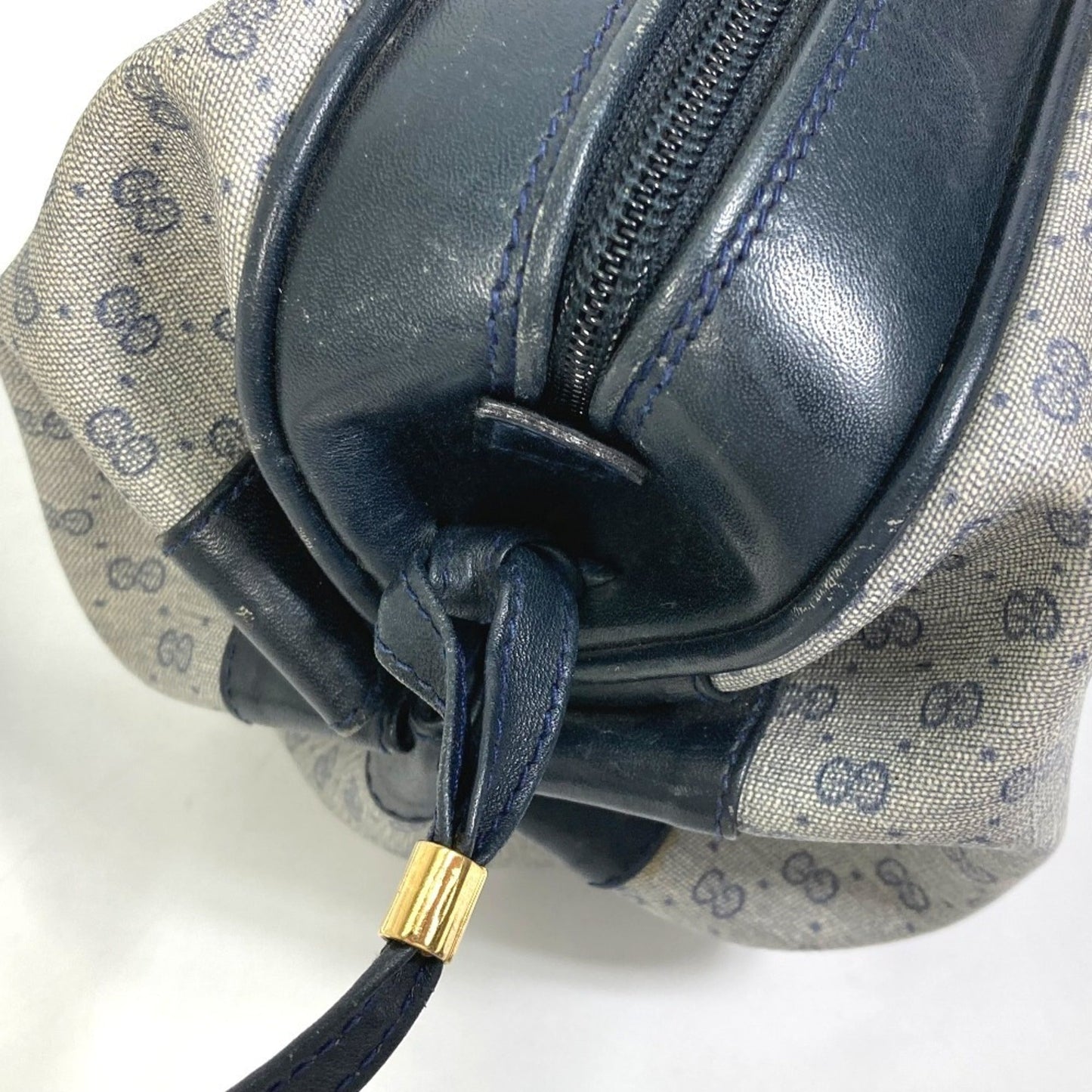 Gucci Navy Pvc Leather Pochette Shoulder Bag ( )