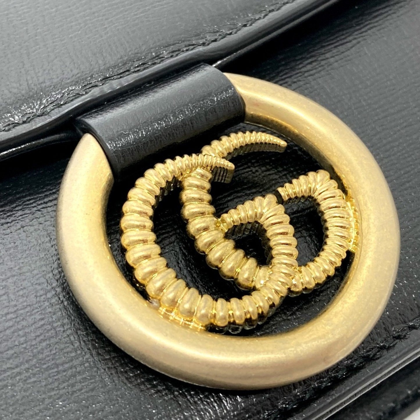 Gucci Black Leather Shoulder Bag ( )