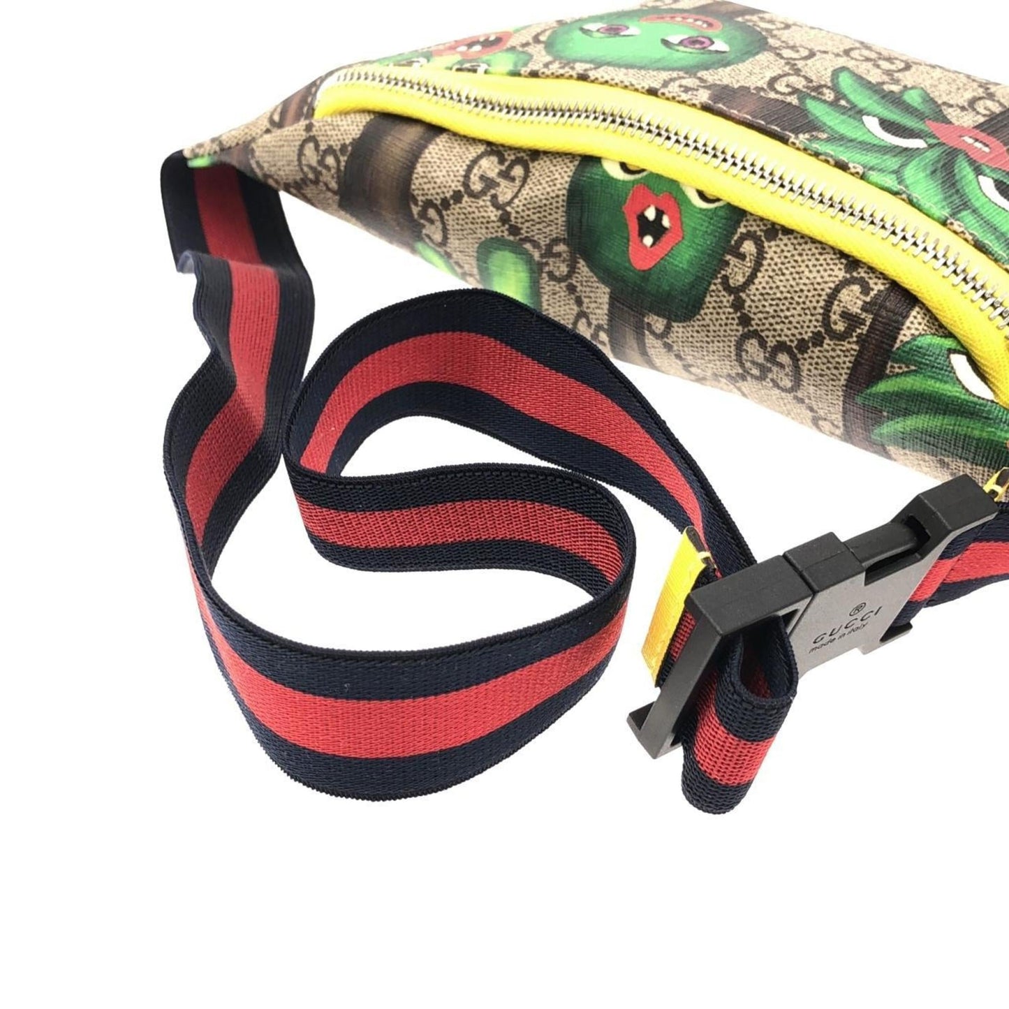 Gucci Beige Green Yellow Gg Supreme Fanny Pack ( )
