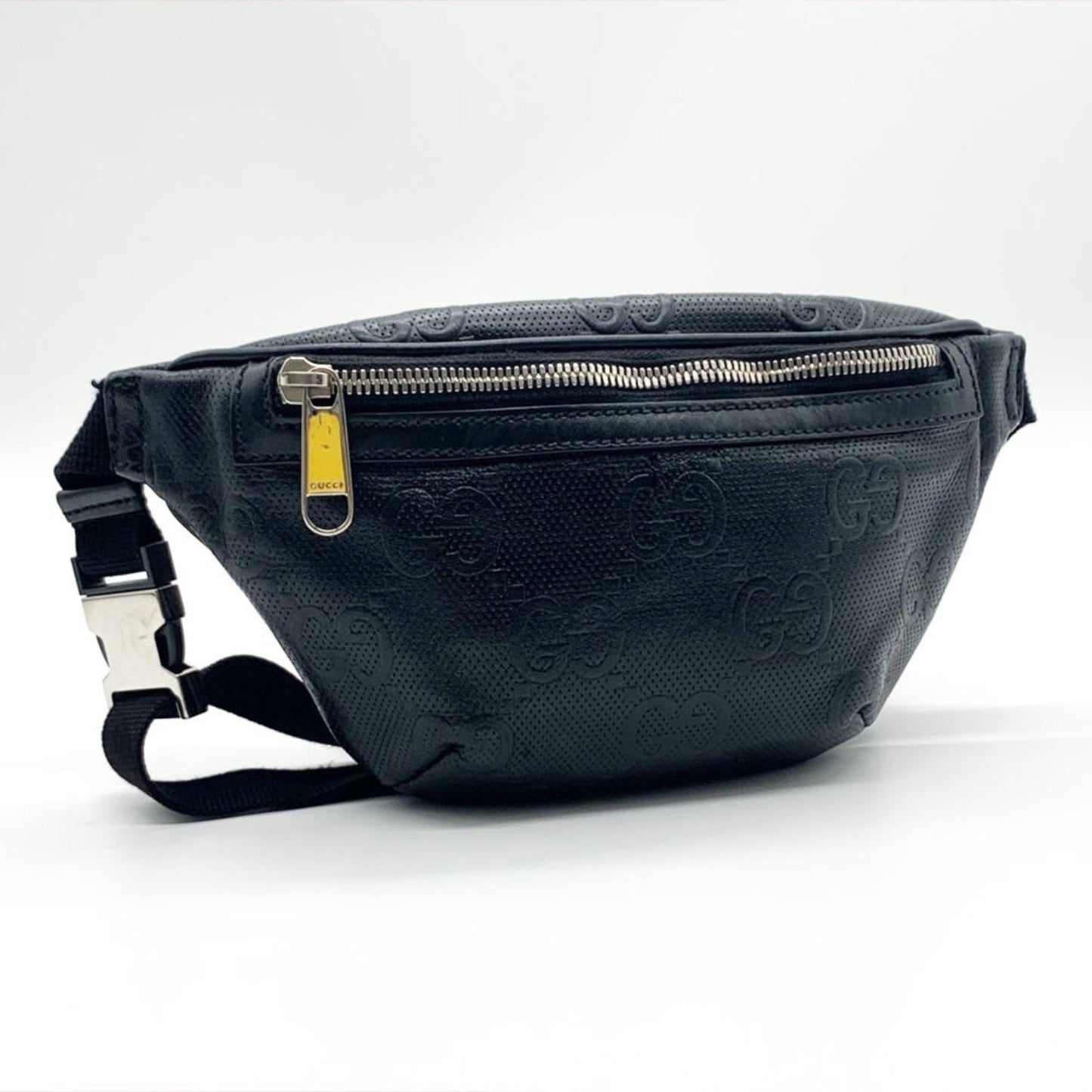 Gucci Leather Fanny Pack Sling Bag ( )