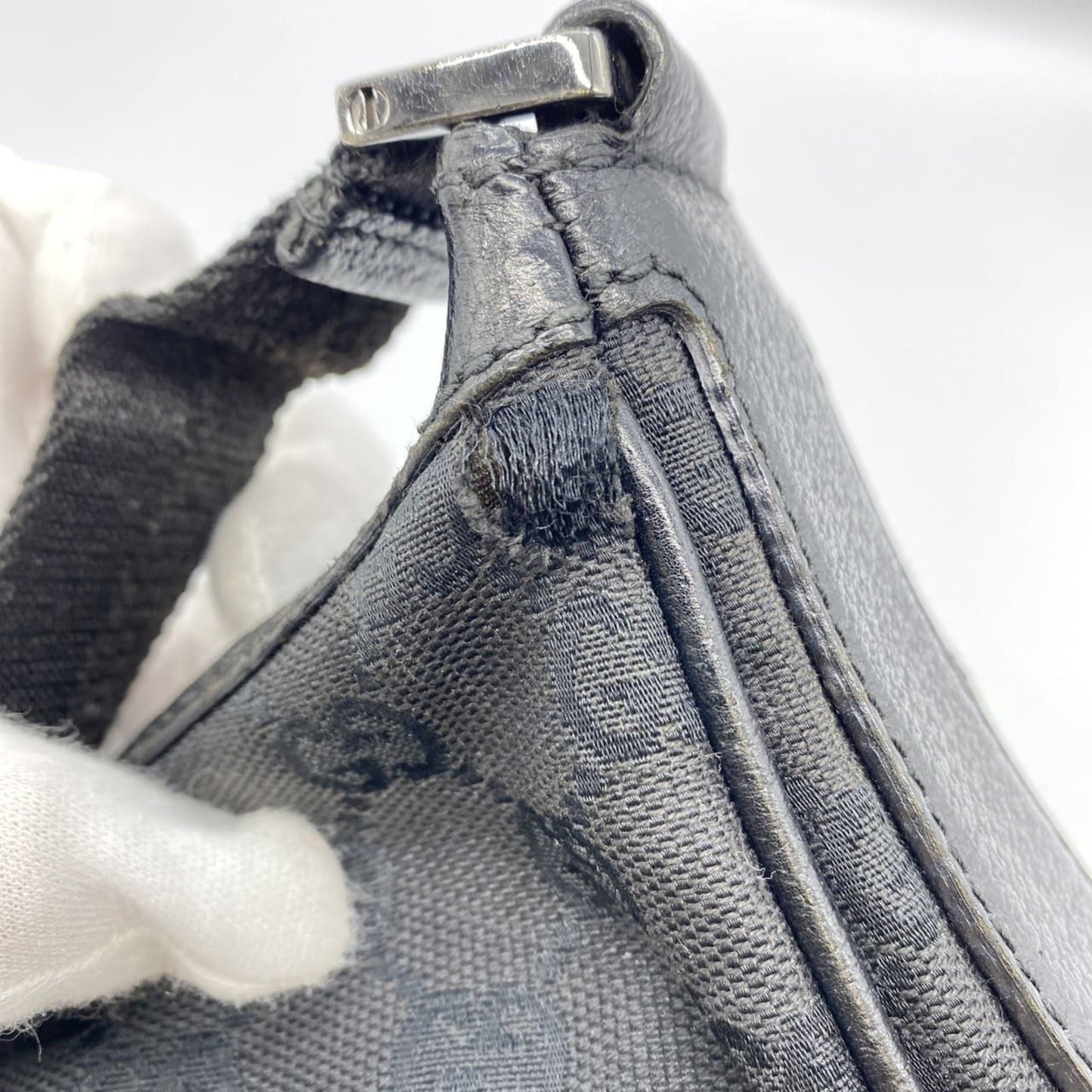Gucci Gg Canvas Black Gg Canvas Shoulder Bag ( )