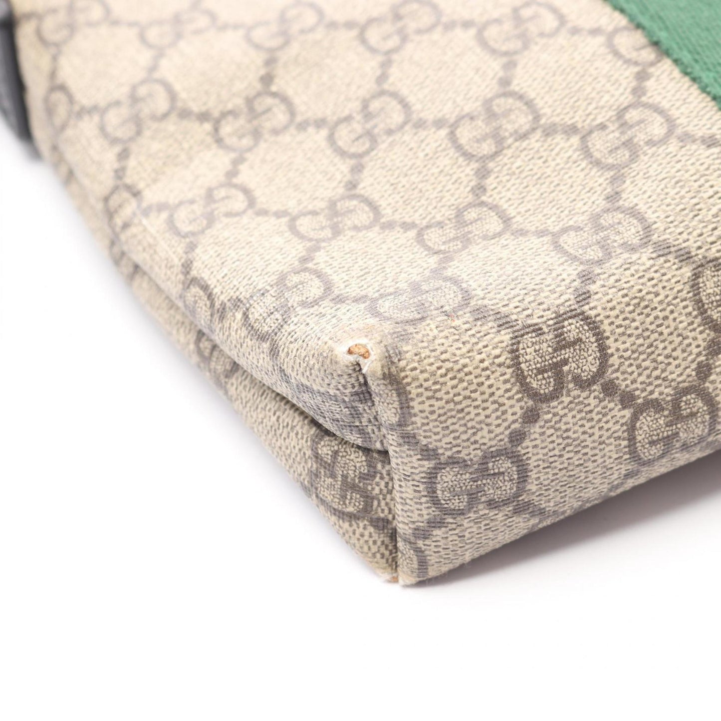 Gucci Beige Multi-Color Gg Supreme Leather Shoulder Bag ( )