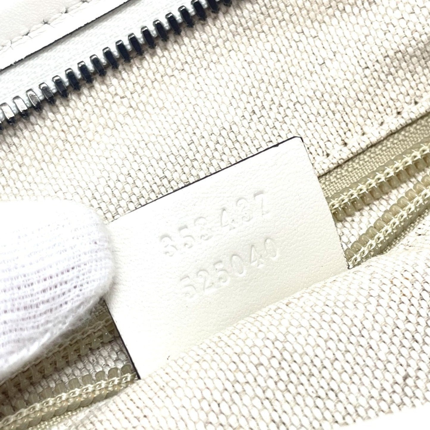 Gucci Ivory Multi-Color Leather Pvc Shoulder Bag Tote Bag ( )