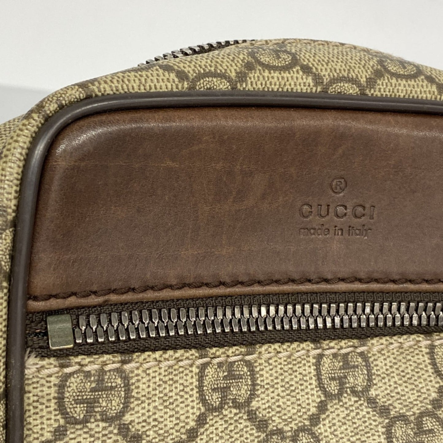 Gucci Beige Brown Pvc Shoulder Bag ( )