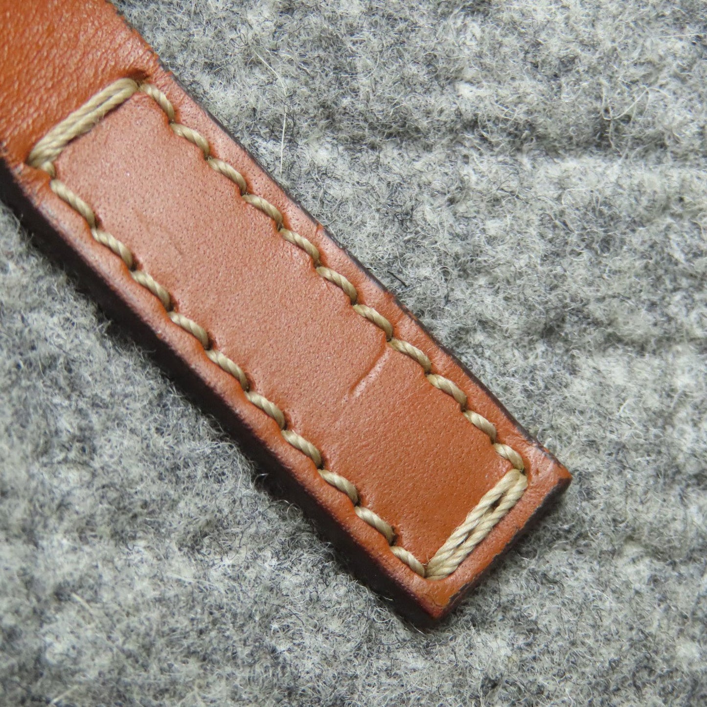 Gucci Gray Felt Tote Bag ( )