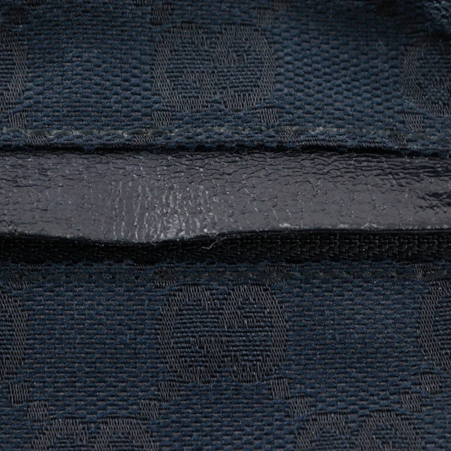 Gucci Gg Canvas Black Gg Canvas Sling Bag ( )