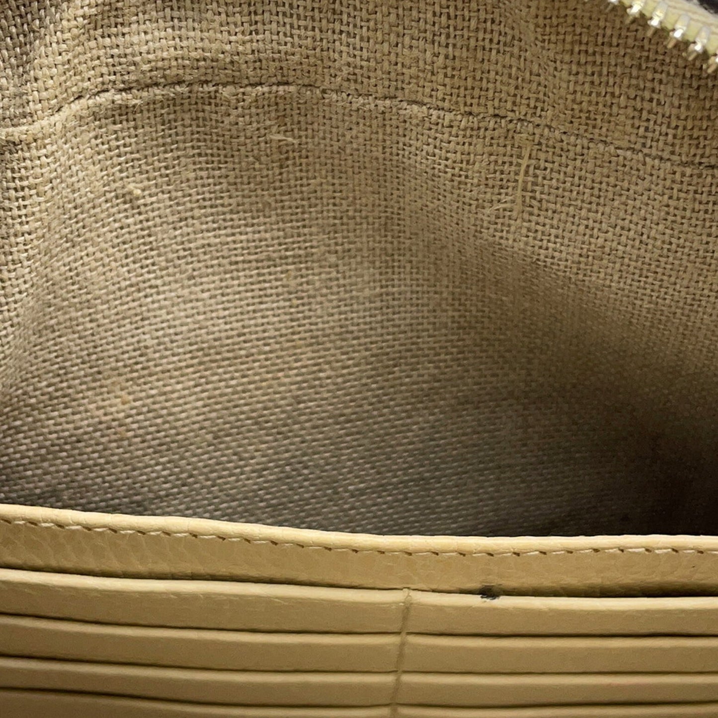 Gucci Gg Canvas Ivory Gg Canvas Leather Shoulder Bag ( )
