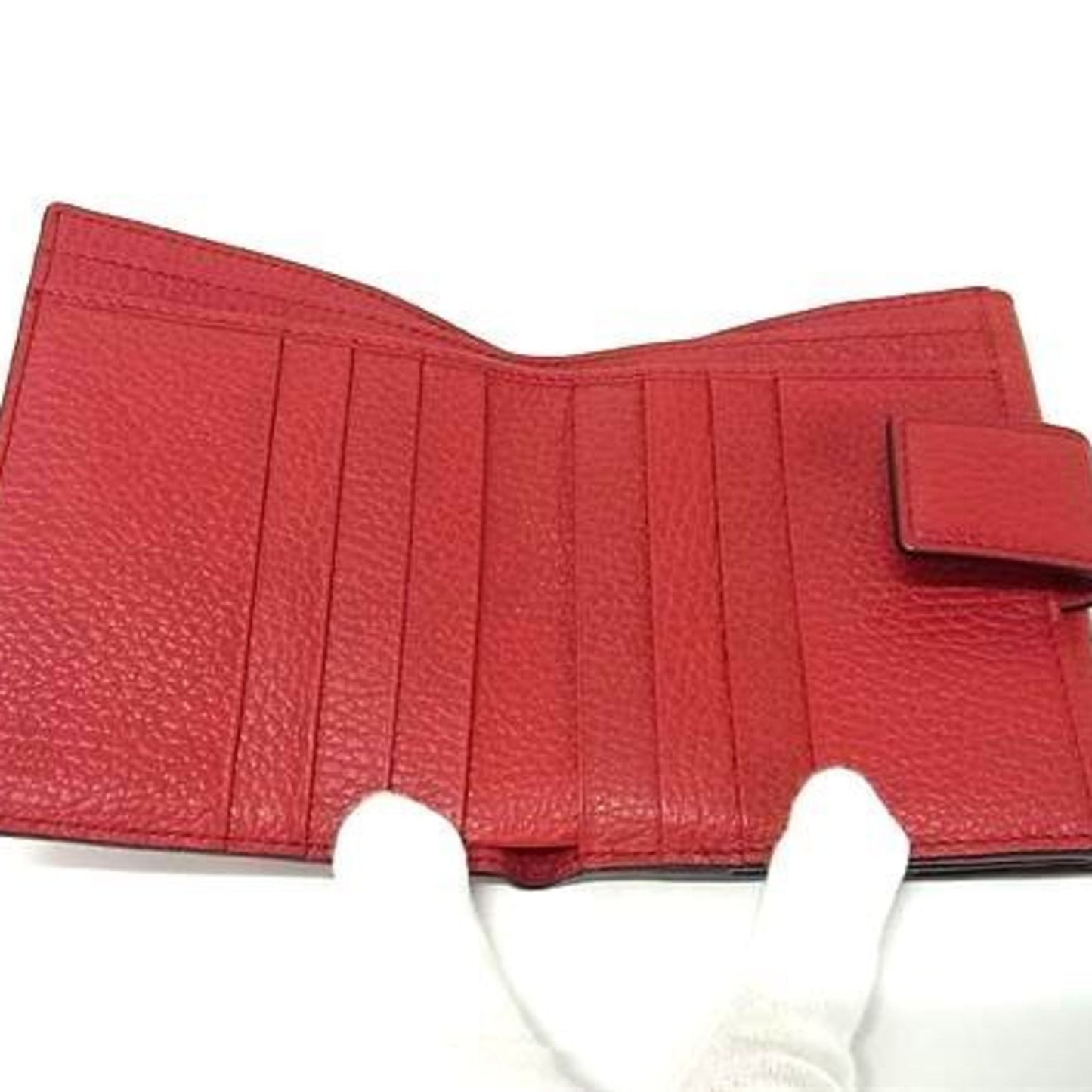 Gucci Red Color Leather Wallet (Bi-Fold) ( )