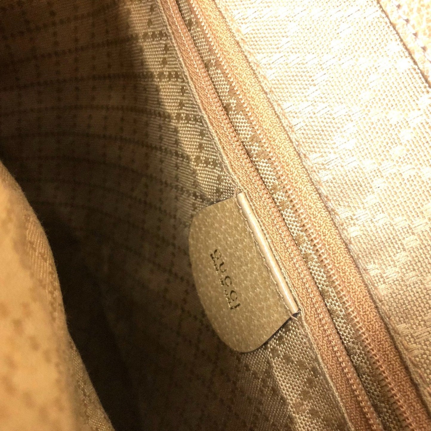 Gucci Beige Leather Backpack ( )