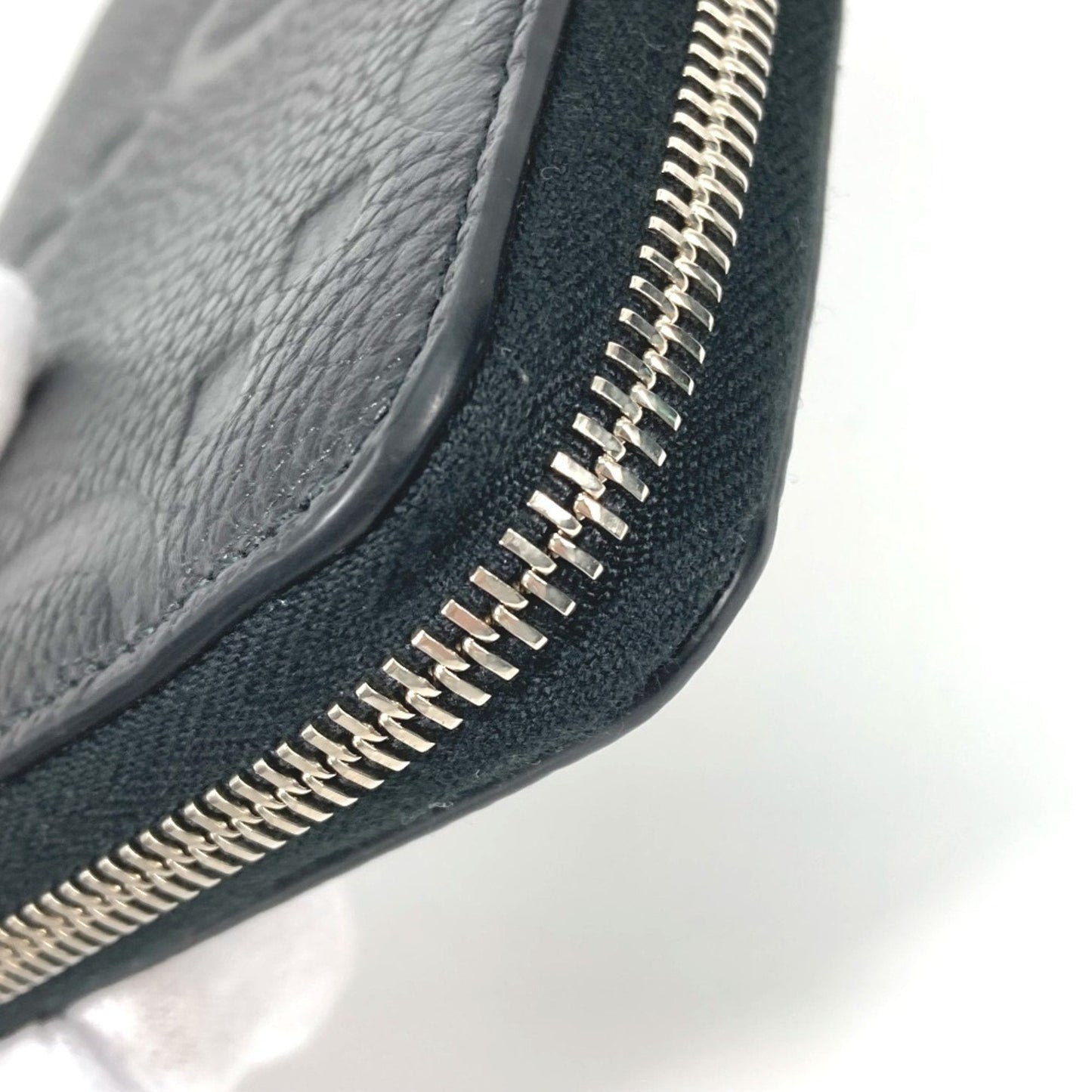 Gucci Black Leather Long Wallet (Bi-Fold) ( )