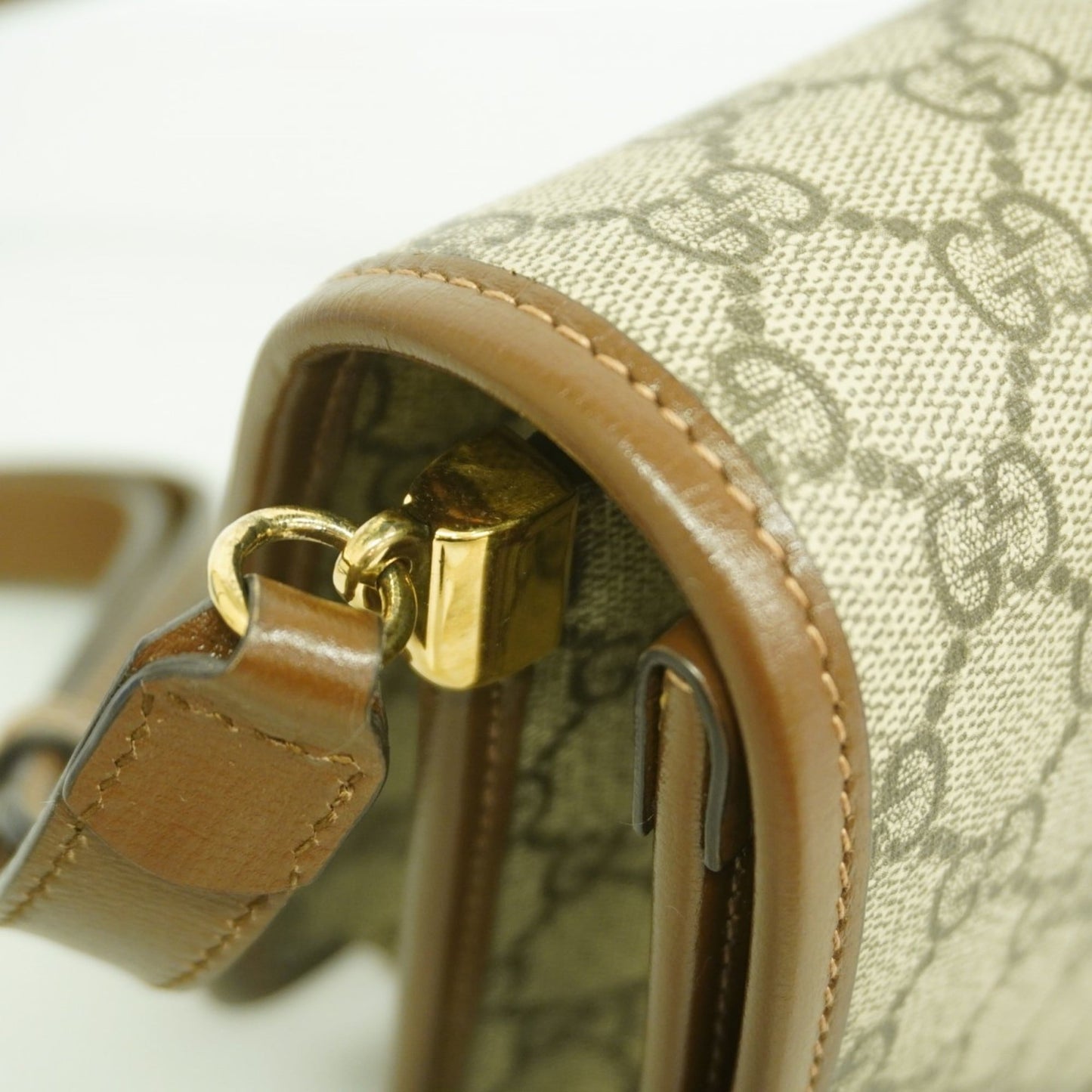 Gucci Brown Pvc Shoulder Bag ( )