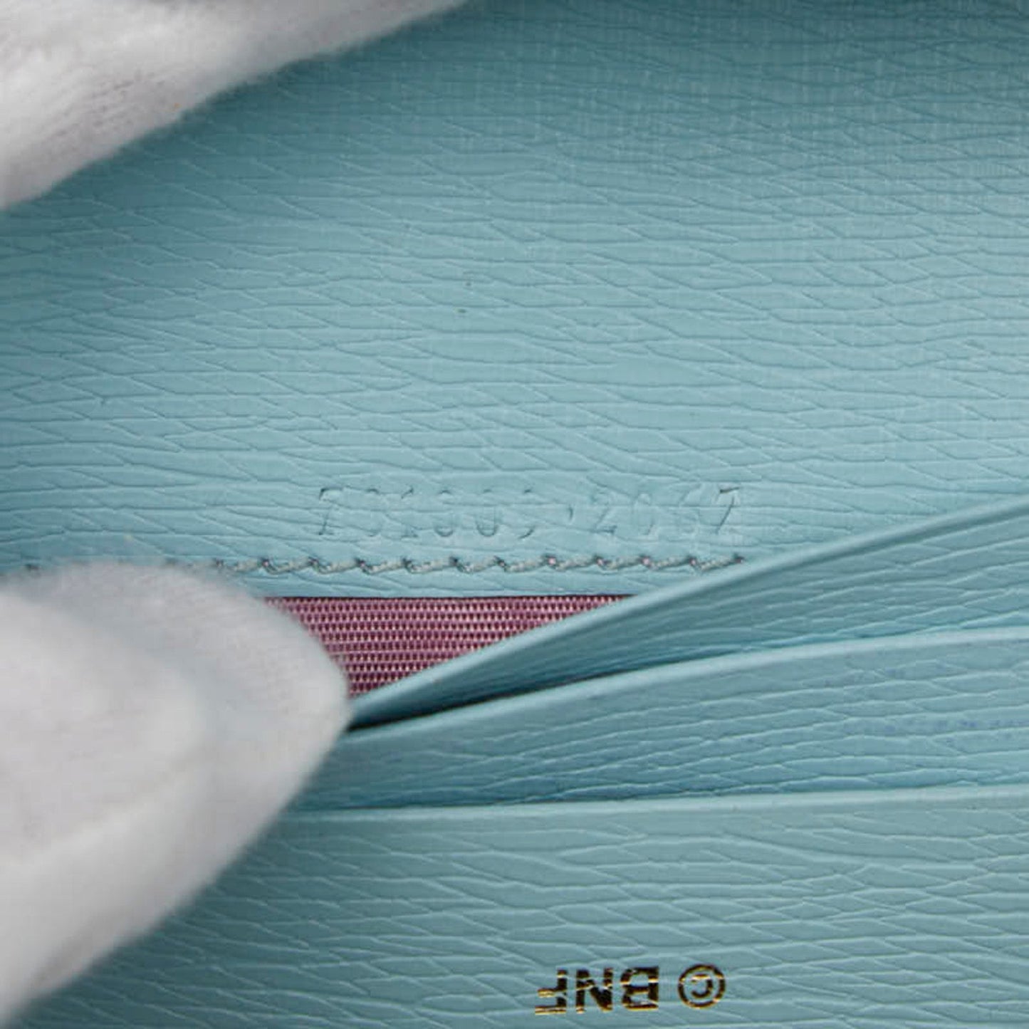 Gucci Blue Leather Wallet (Bi-Fold) ( )