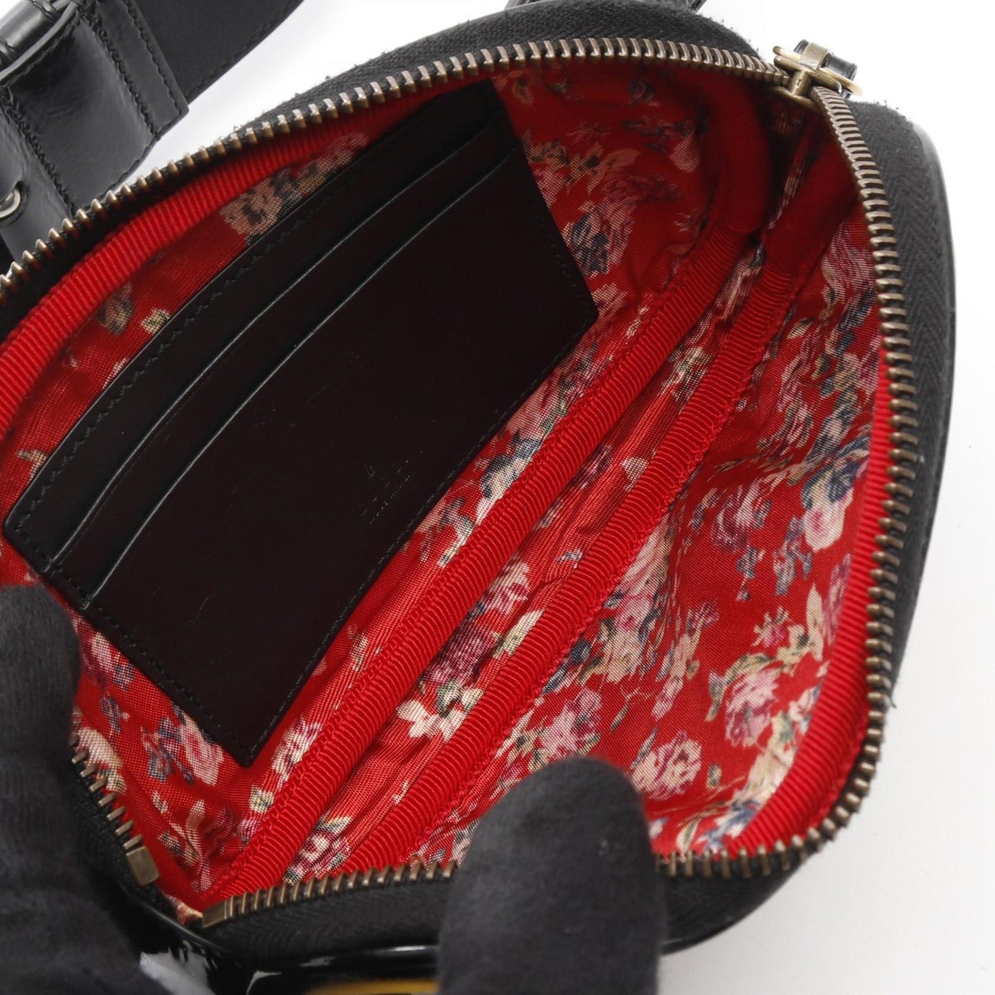 Gucci Black Patent Leather Fanny Pack Sling Bag ( )