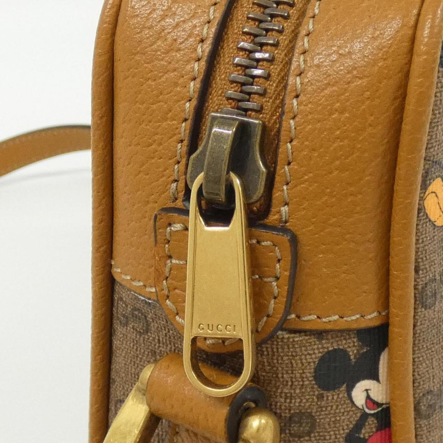 Gucci Beige Light Brown Gg Supreme Leather Shoulder Bag ( )