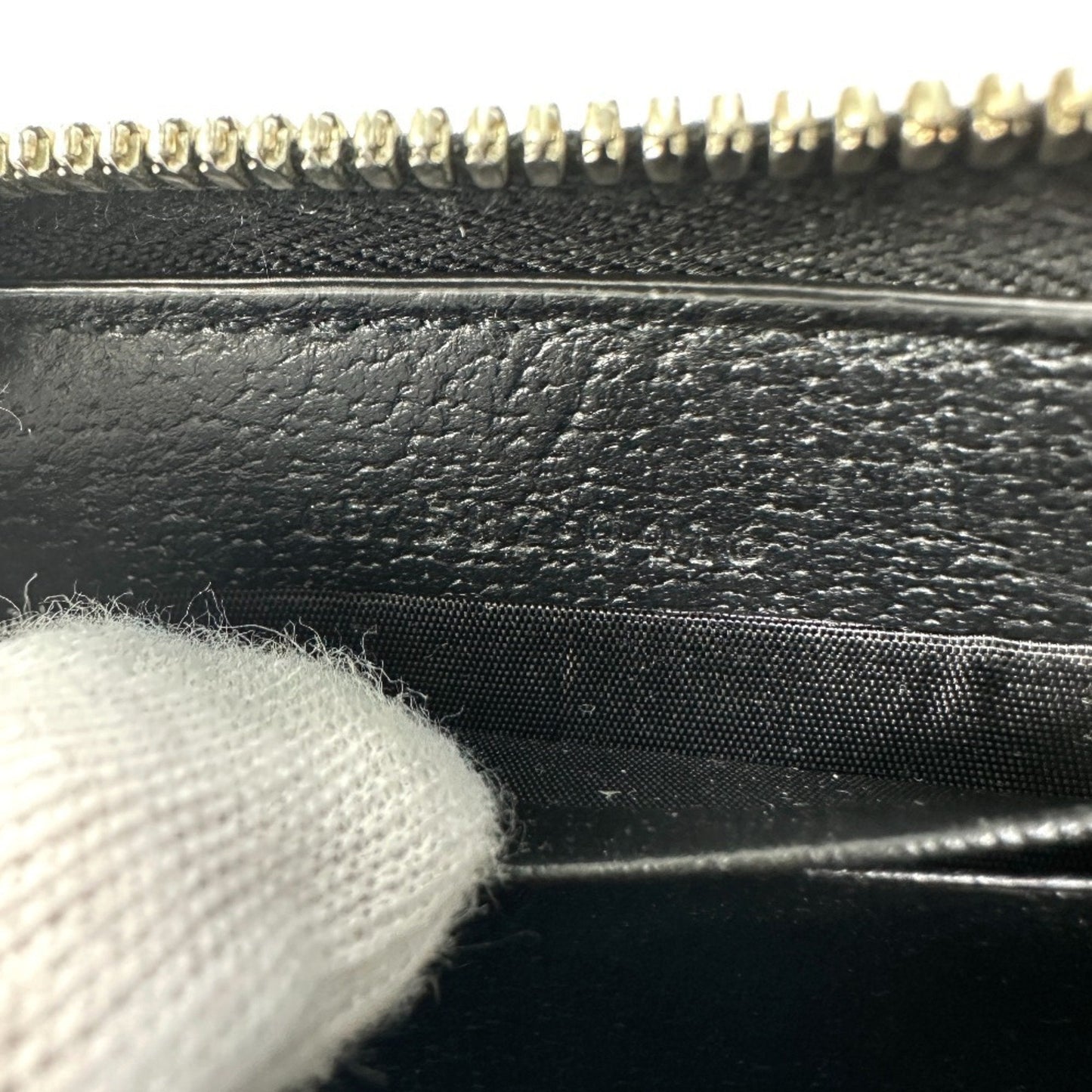 Gucci Black Leather Coin Purse/Coin Case ( )