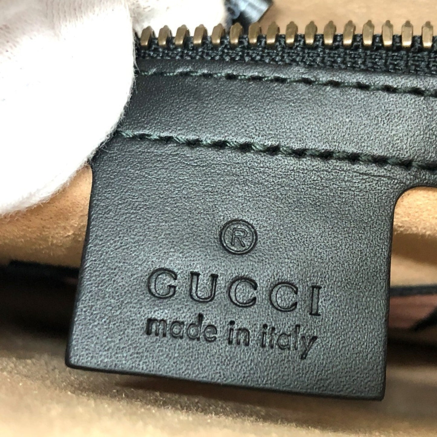 Gucci Black Multi-Color Leather Shoulder Bag ( )
