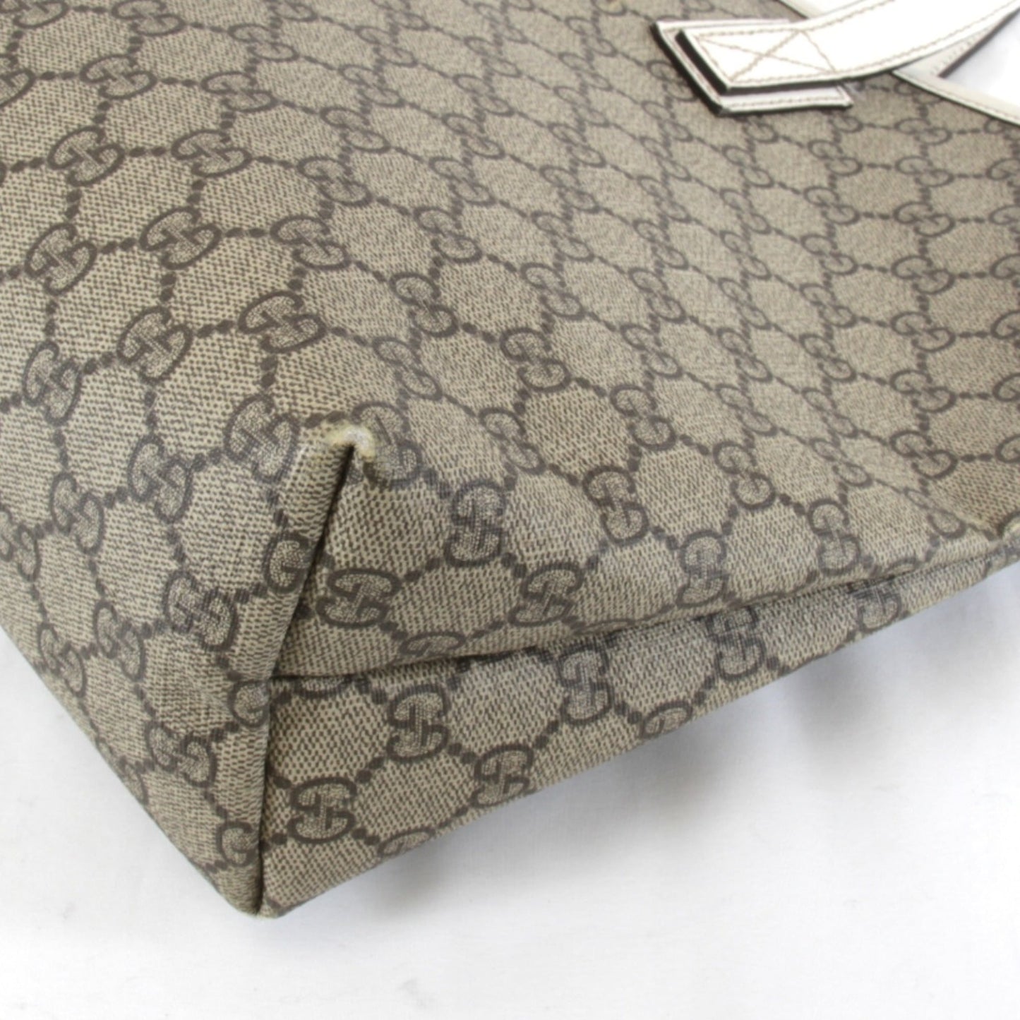 Gucci Brown Gg Supreme Tote Bag ( )