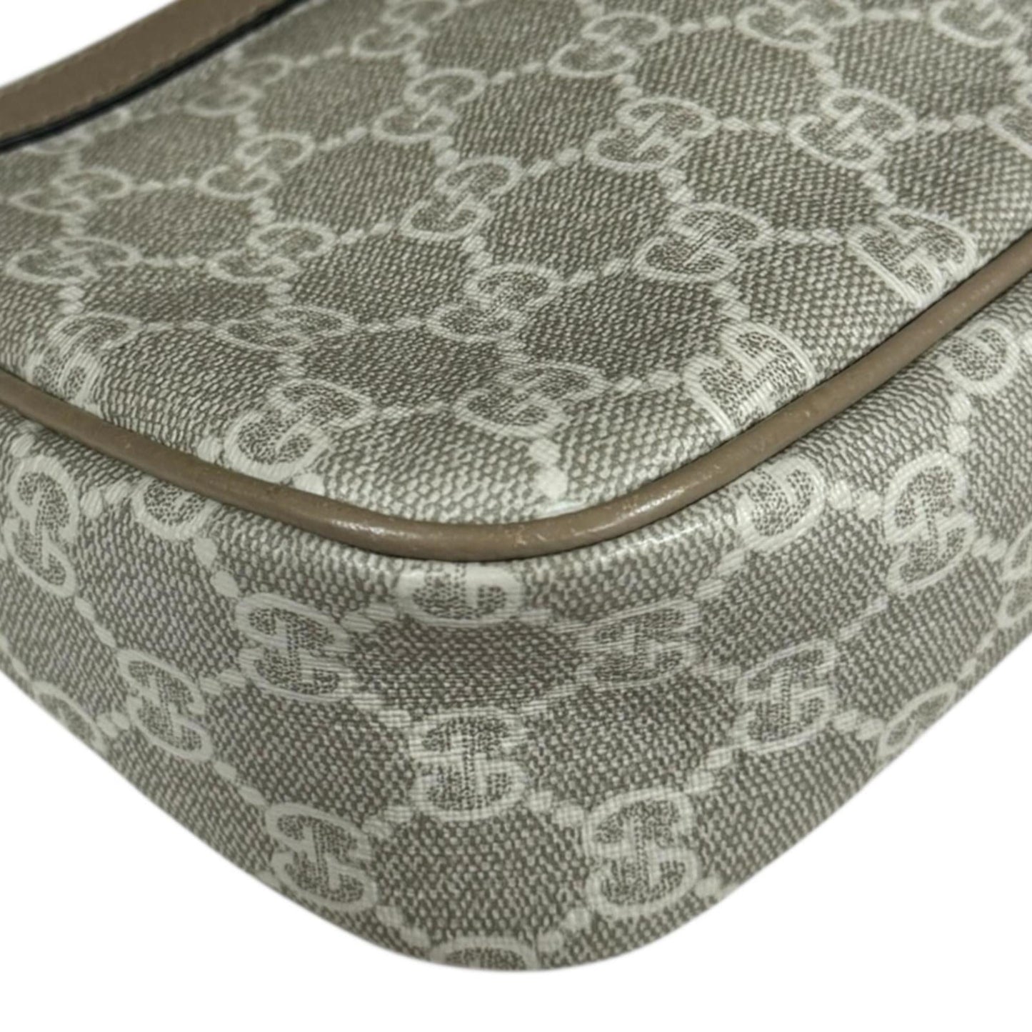 Gucci Beige Gg Supreme Handbag Shoulder Bag ( )