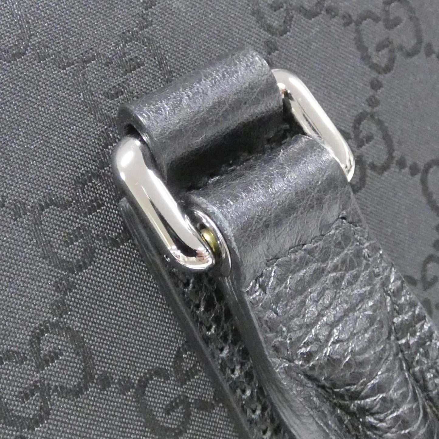 Gucci Black Nylon Handbag ( )