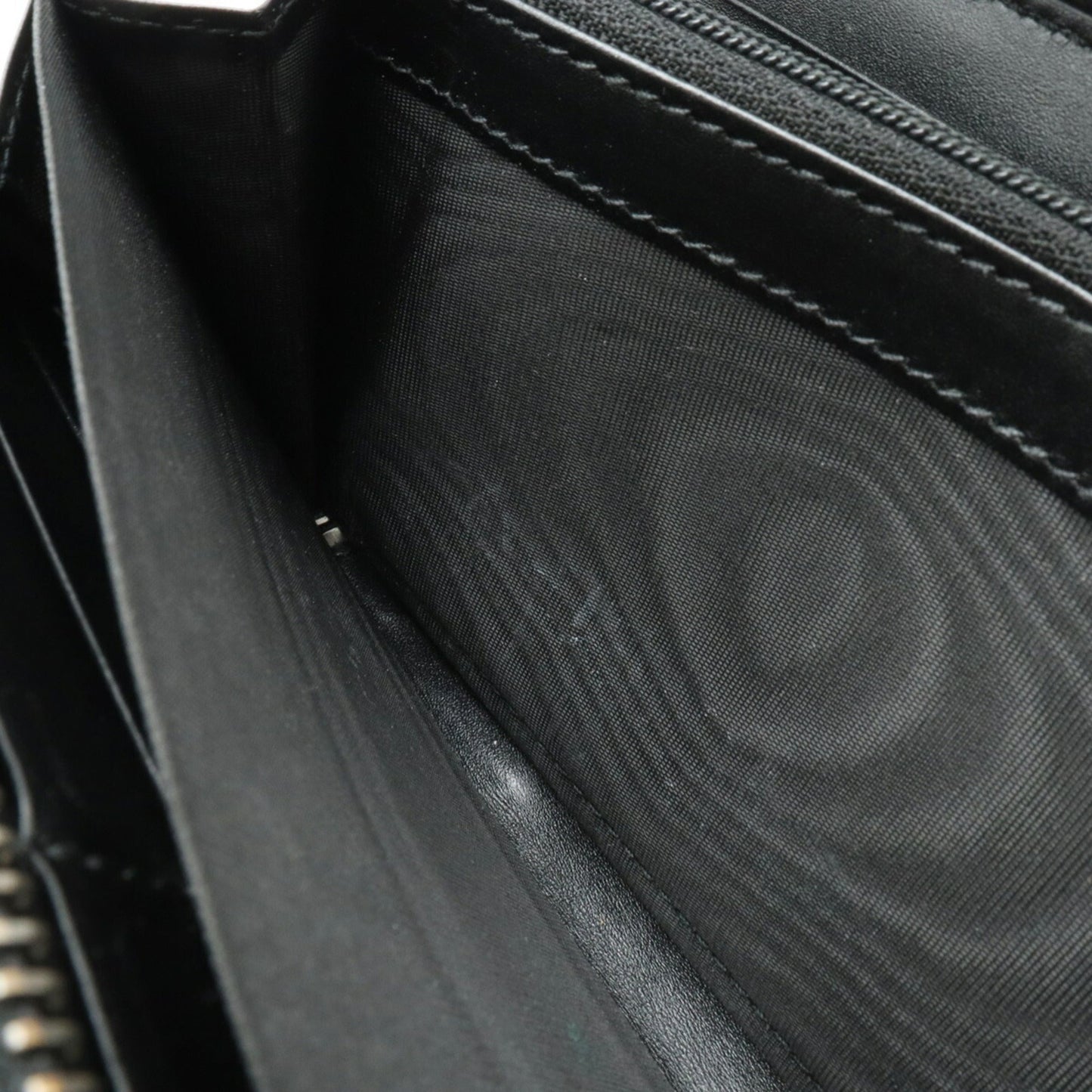 Gucci Black Leather Wallet (Bi-Fold) ( )