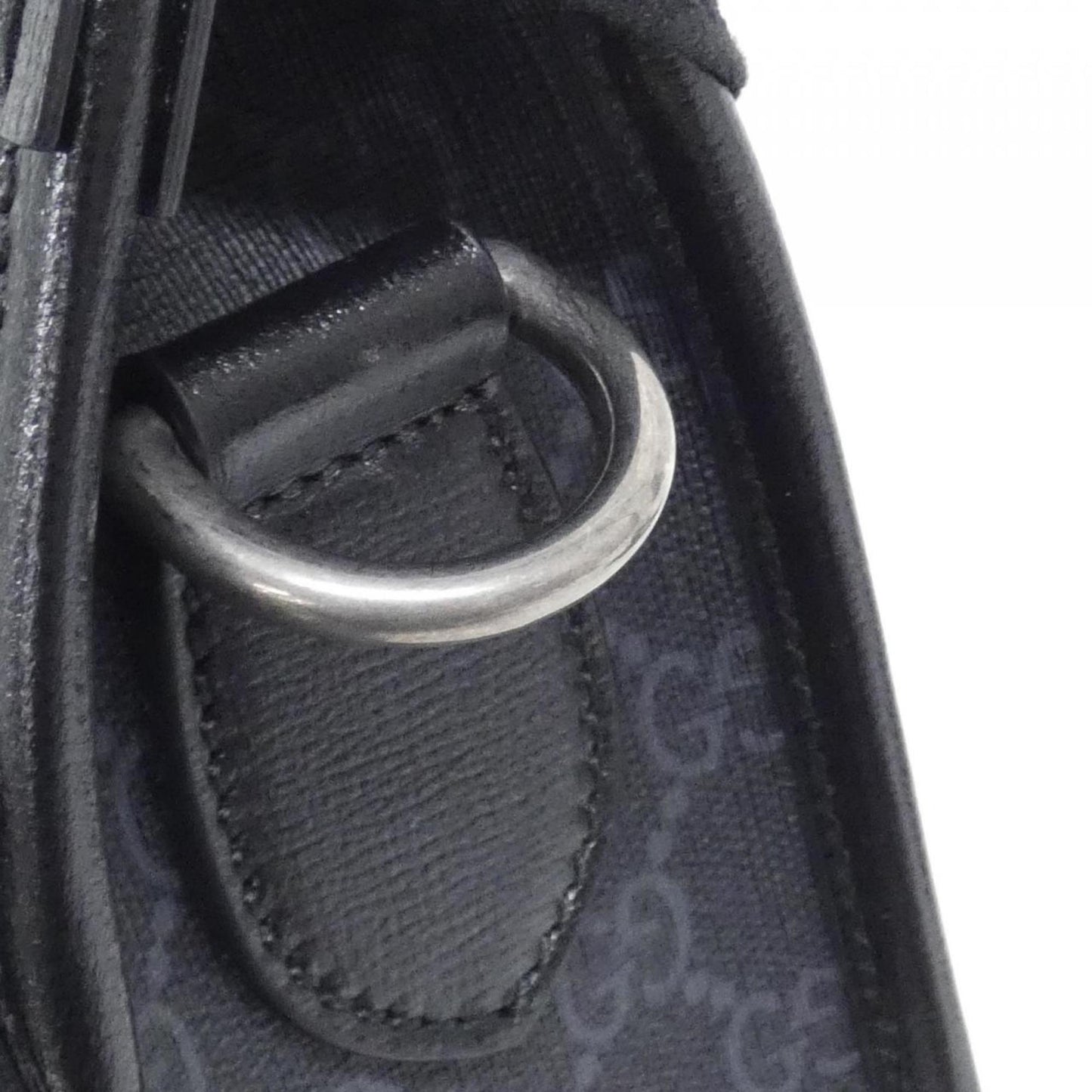Gucci Black Gg Supreme Canvas Shoulder Bag ( )