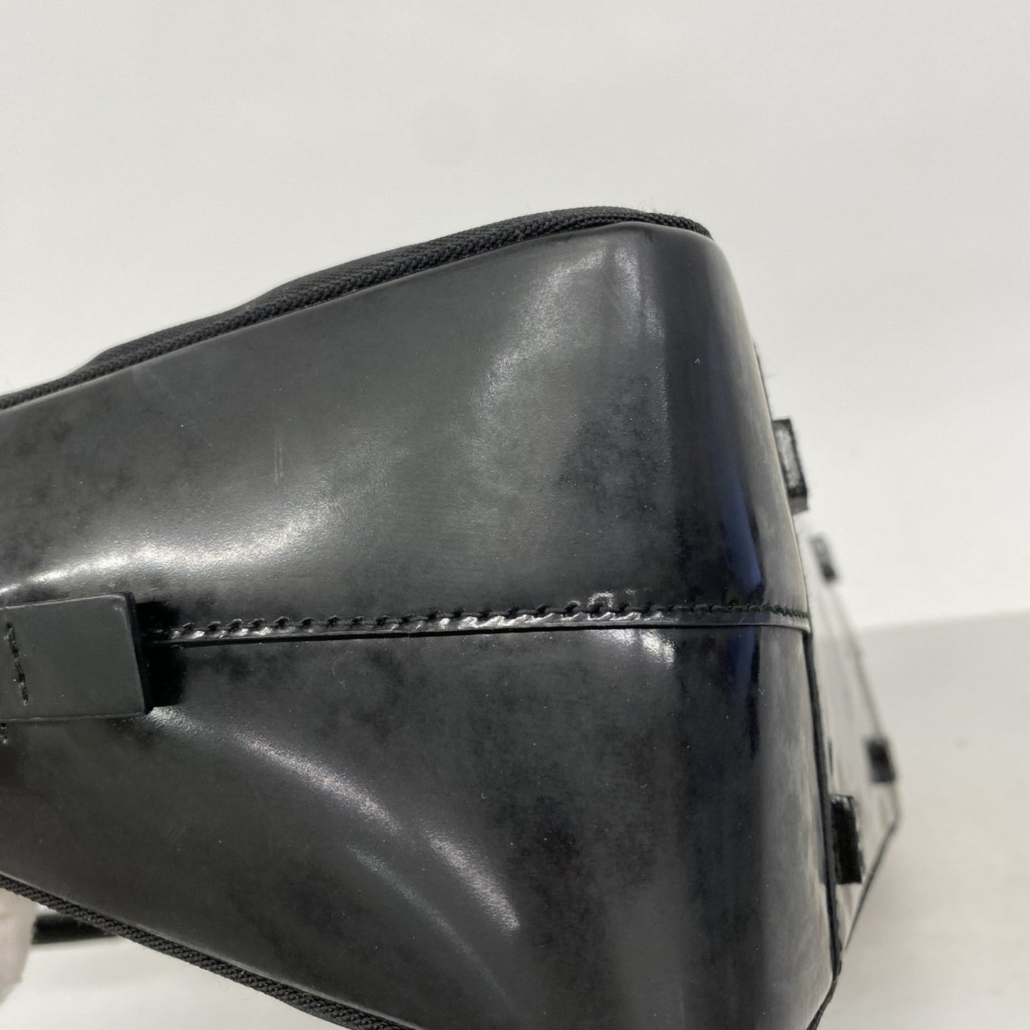 Gucci Black Nylon Handbag ( )
