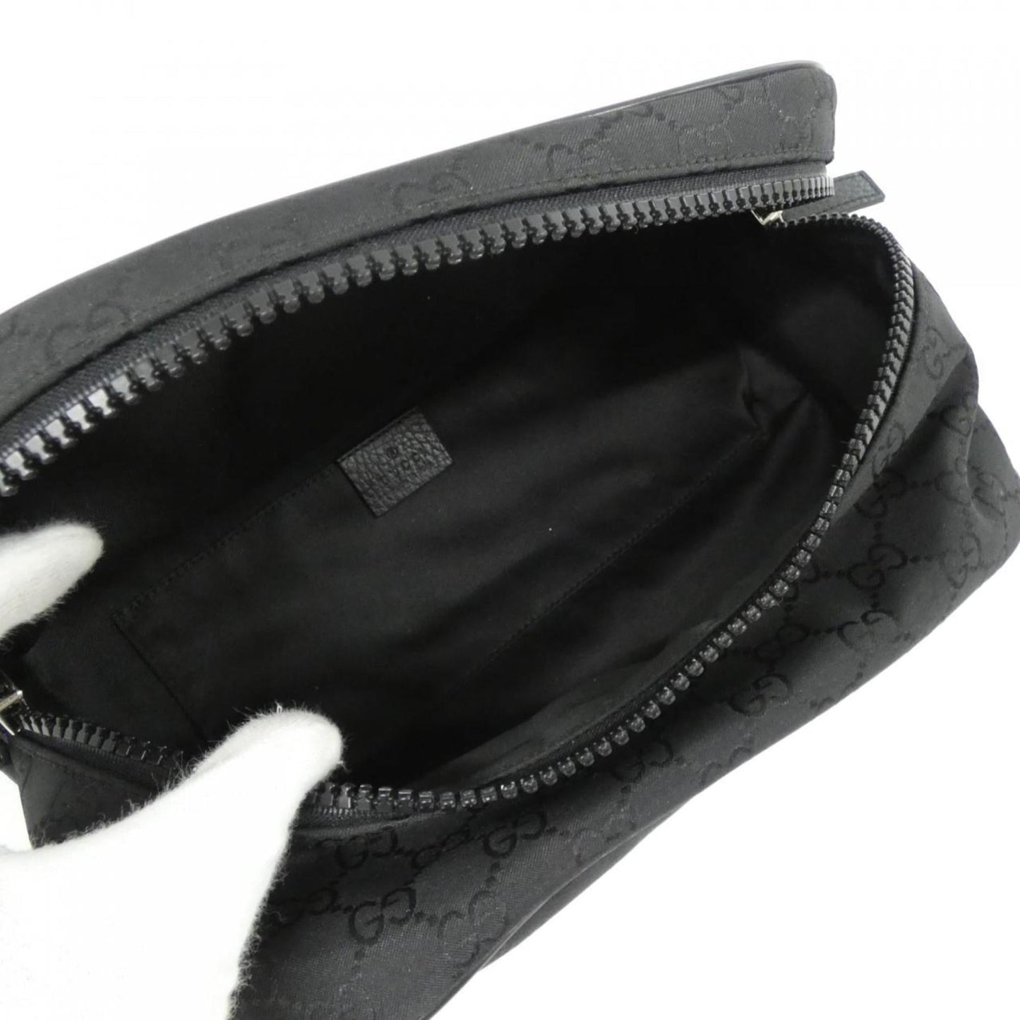 Gucci Black Nylon Fanny Pack ( )