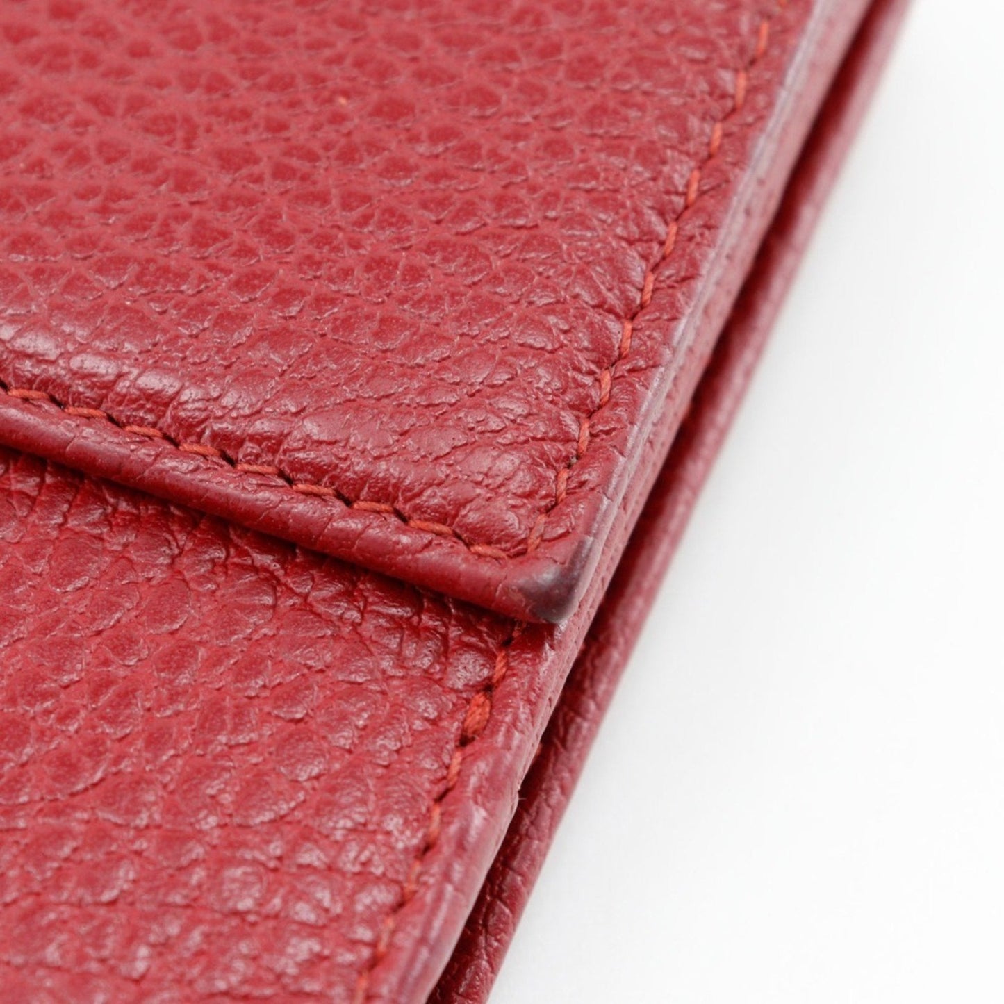 Gucci Red Color Leather Wallet (Bi-Fold) ( )