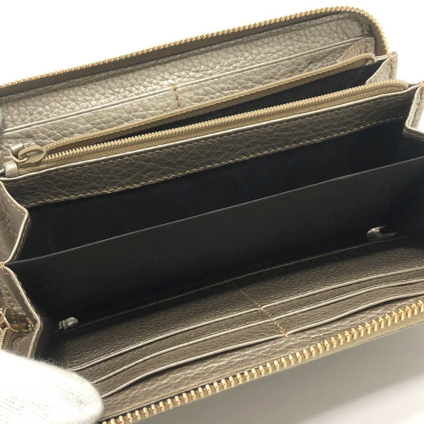 Gucci Champagne Gold Leather Long Wallet (Bi-Fold) ( )