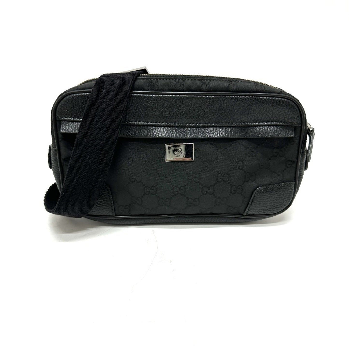 Gucci Black Nylon Leather Sling Bag ( )