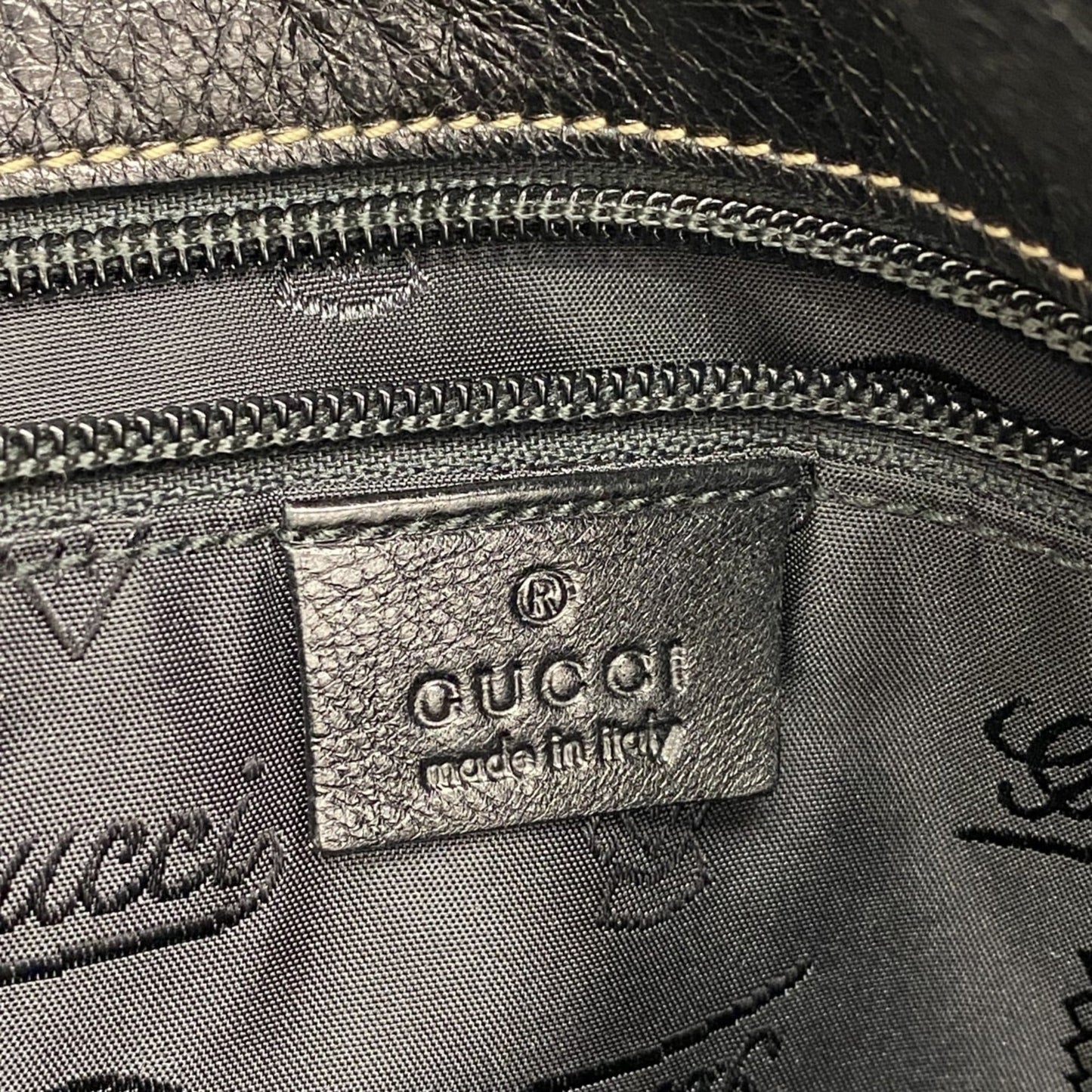 Gucci Black Leather Shoulder Bag ( )