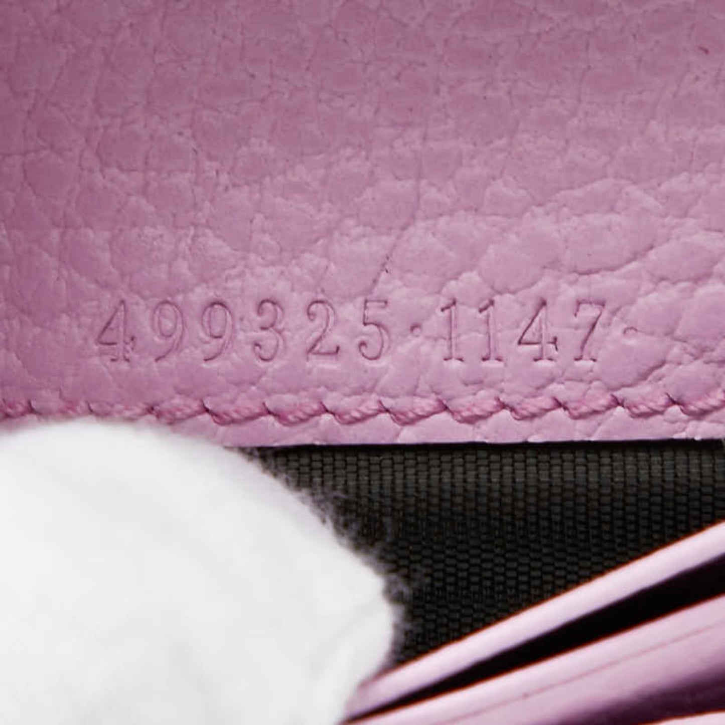 Gucci Pink Leather Wallet (Bi-Fold) ( )
