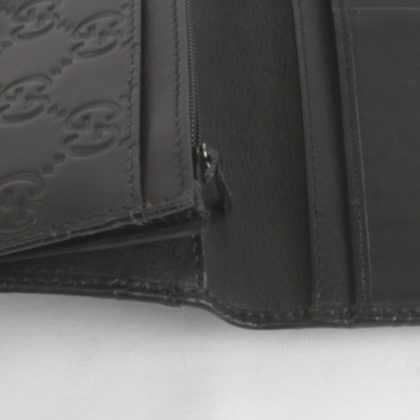 Gucci Black Gg Leather Long Wallet (Bi-Fold) ( )