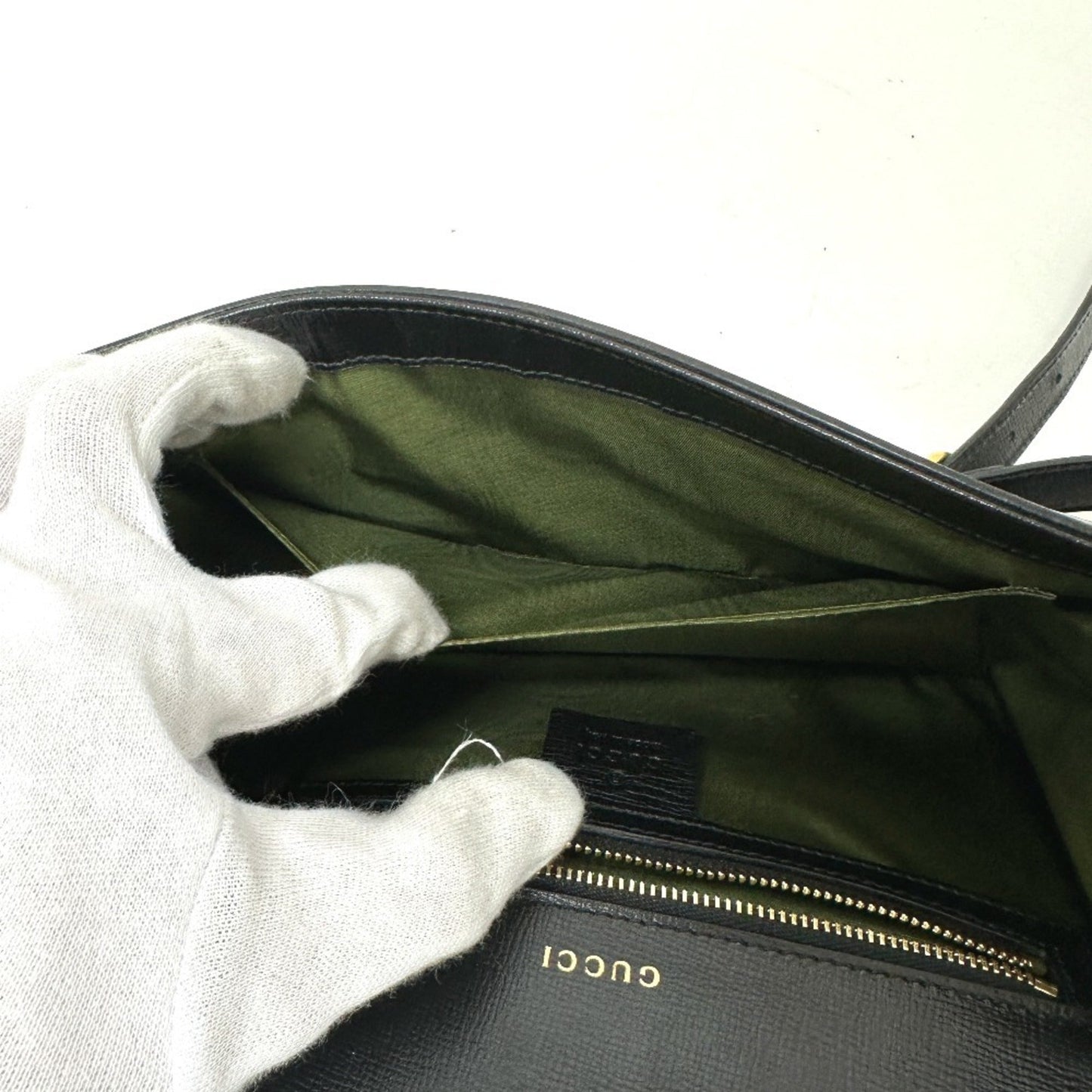 Gucci Black Leather Shoulder Bag ( )