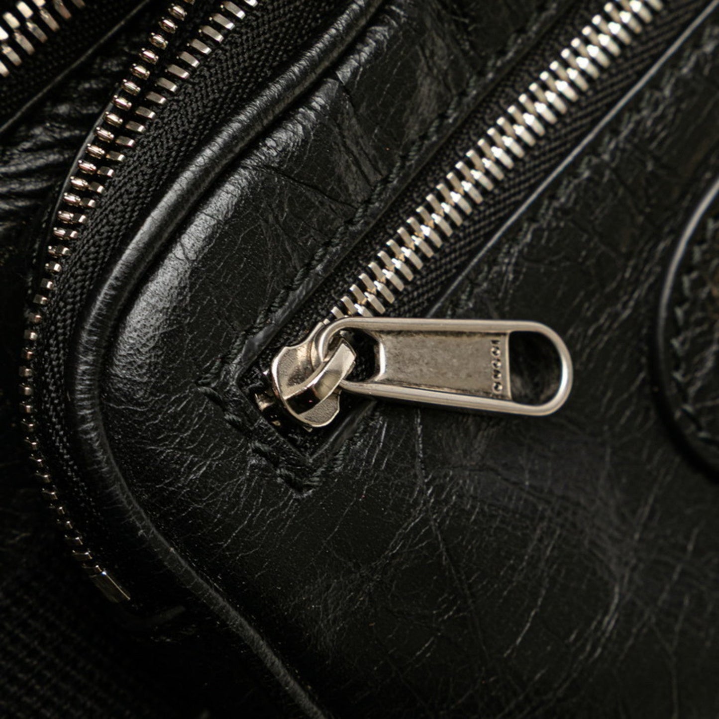 Gucci Black Leather Fanny Pack ( )