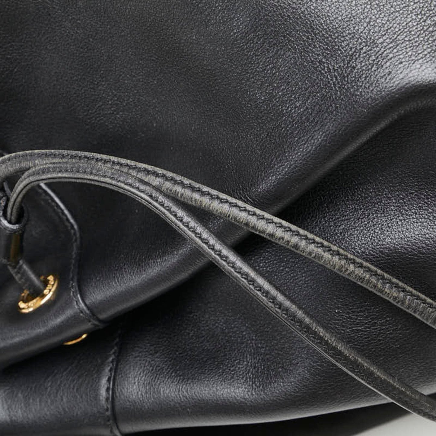 Gucci Black Leather Shoulder Bag Sling Bag ( )