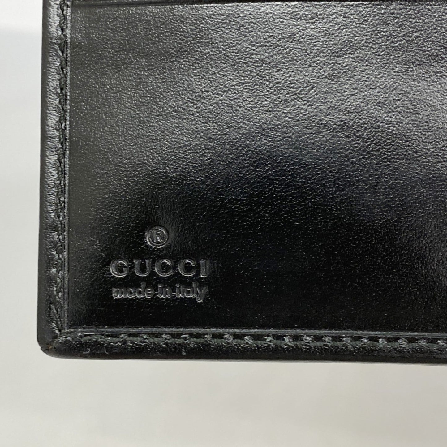Gucci Black Leather Wallet (Bi-Fold) ( )
